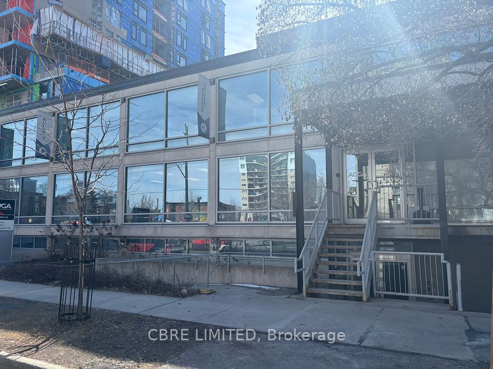 110 Argyle Avenue Suite 200, Ottawa Centre, On K2p 1b4