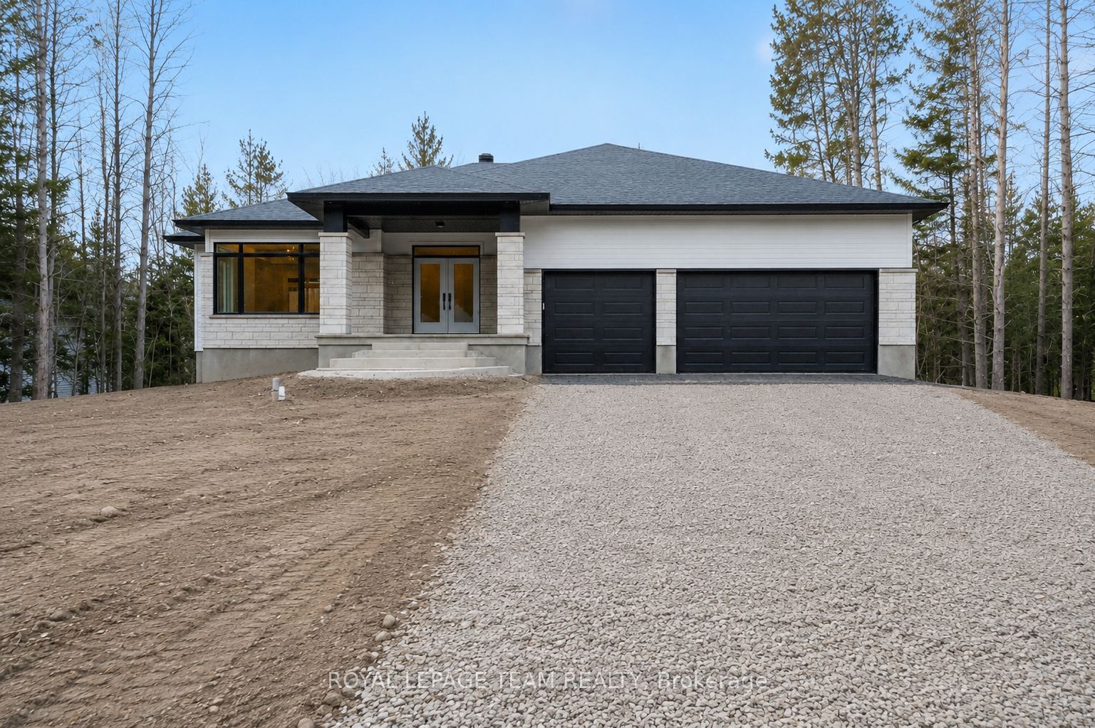 63 Hogan Drive, Mcnab/Braeside, On K7s 0l1