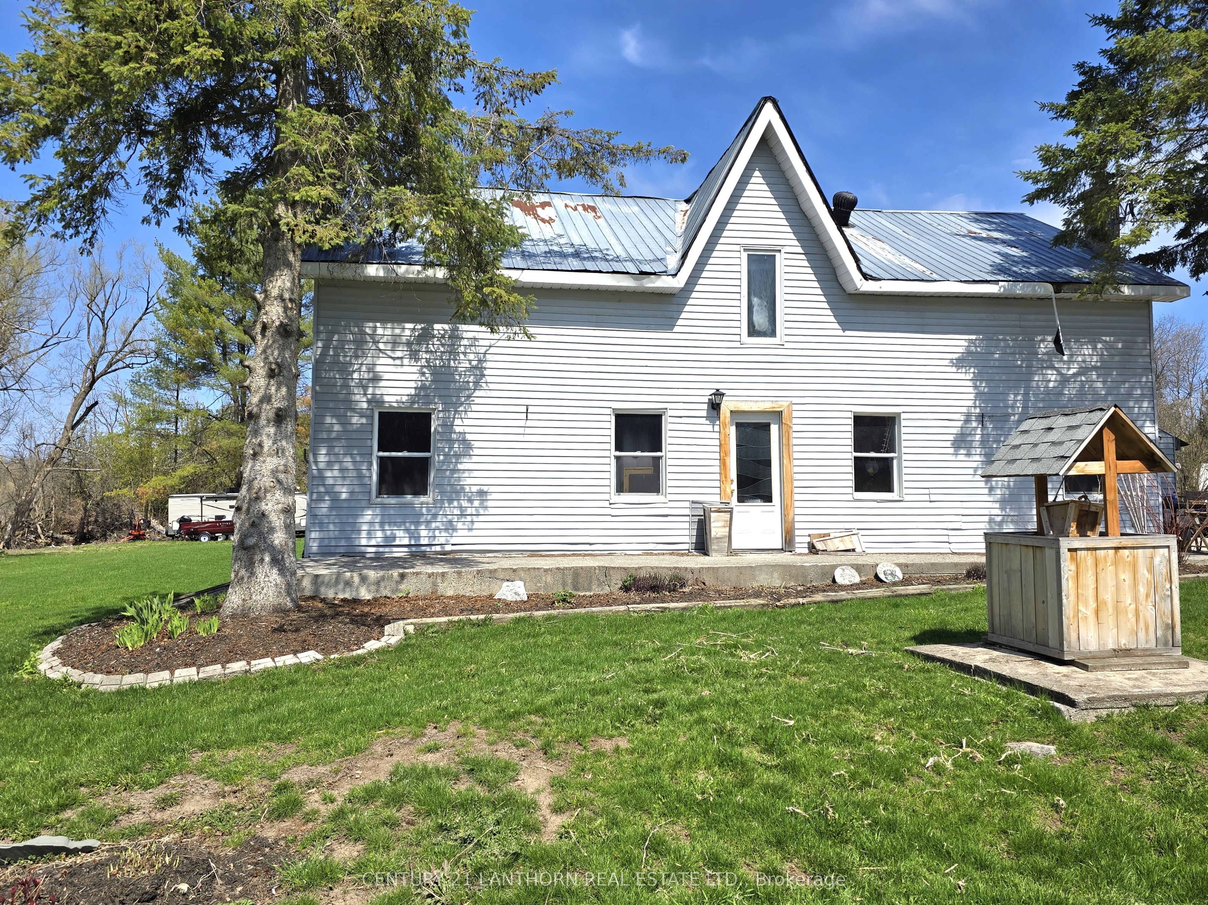 476 Smith Road, Quinte West, On K0k 2b0