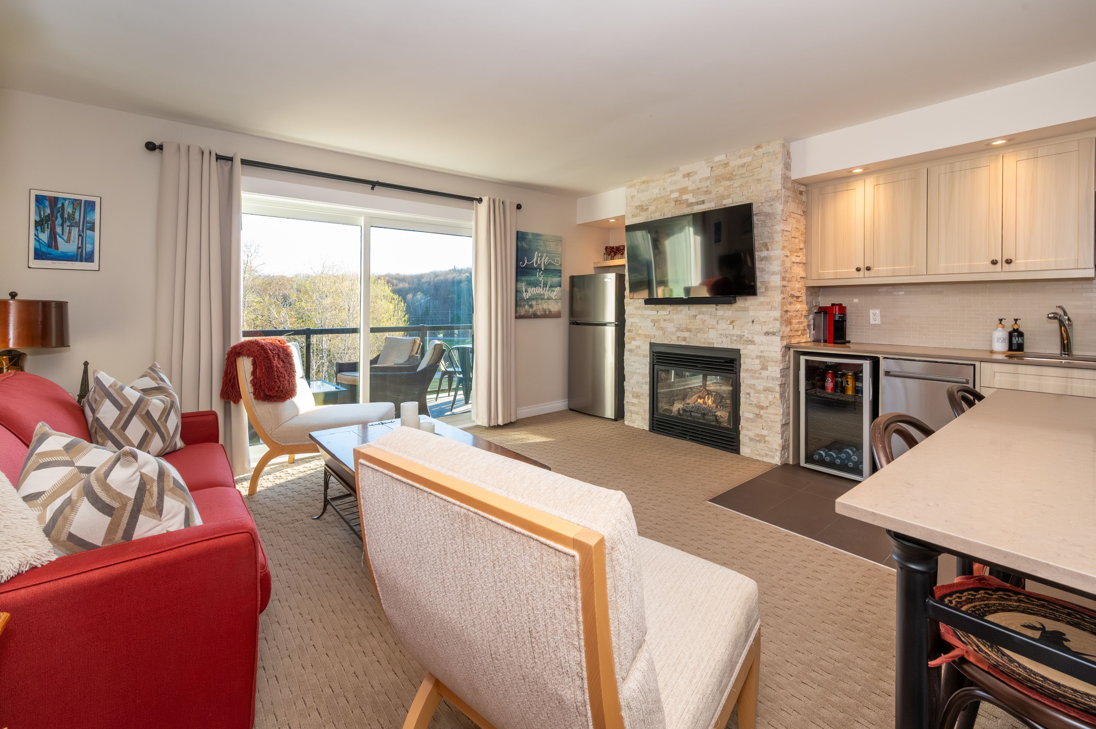 1235 Deerhurst Drive 54-303, Huntsville, On P1h 2e8