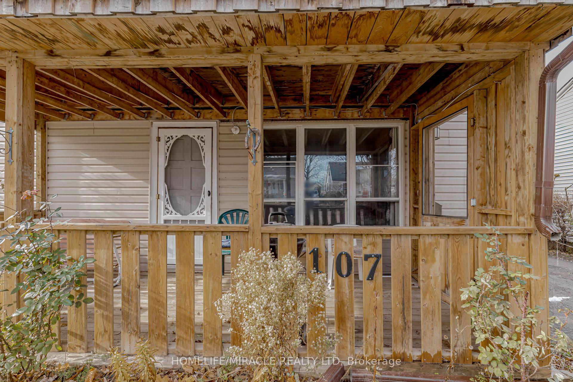 107 Dover Road, Welland, On L3b 2v1