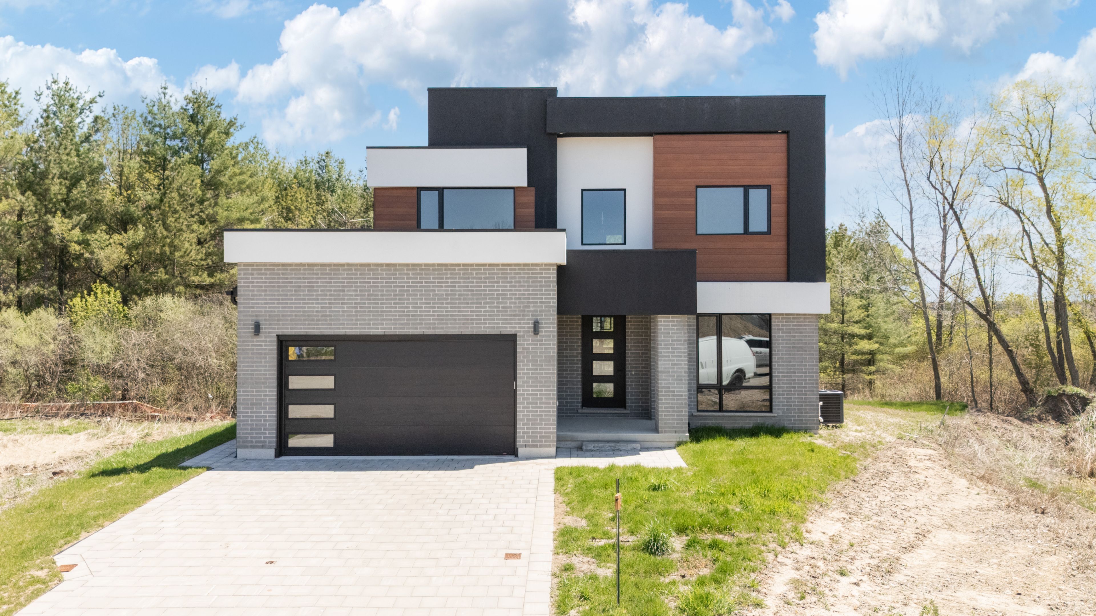 204 Merritt Court, North Middlesex, On N0m 2k0