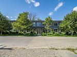 60 Mill Street Second Floor, Gananoque, On K7g 3a6