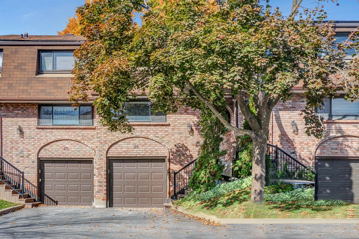 2 Bertona Street 28, South Of Baseline To Knoxdale, On K2g 0w1