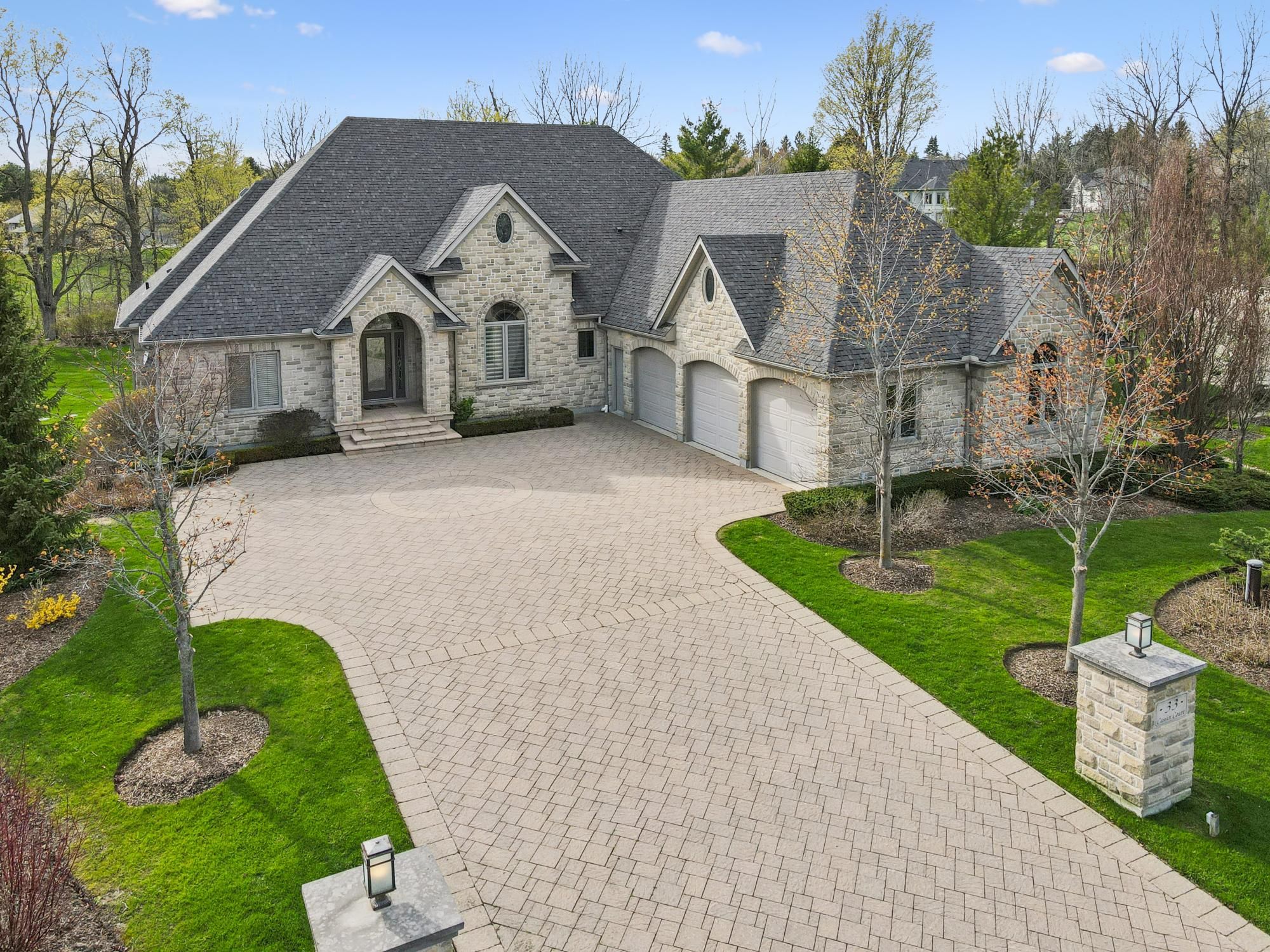 33 Cassin Court, Puslinch, On N0b 2j0