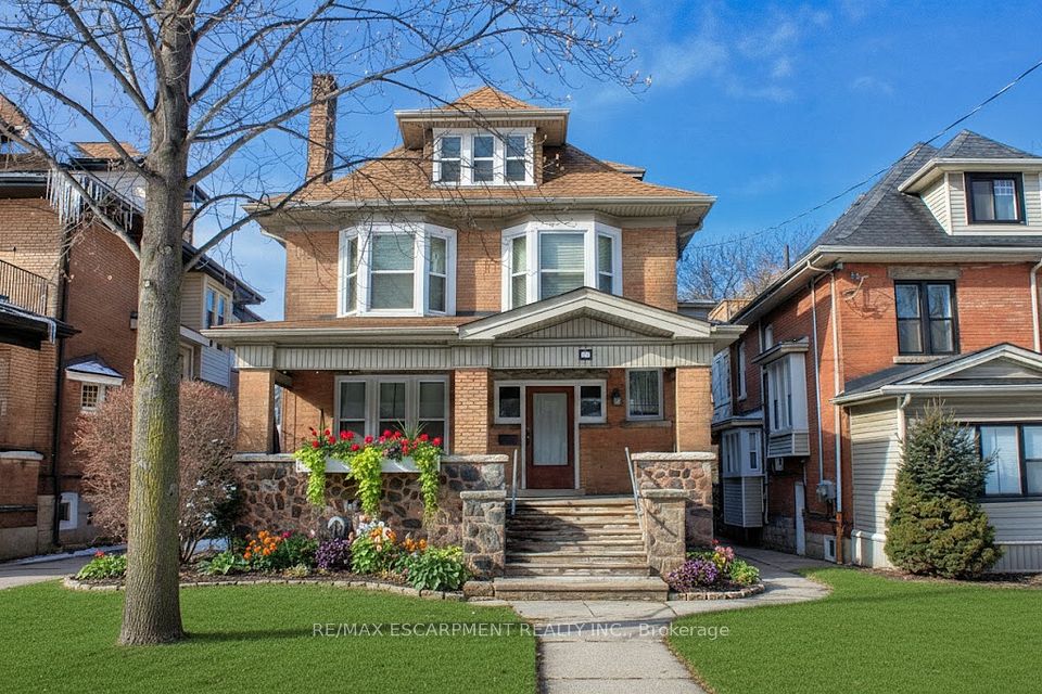 22 Blake Street 5, Hamilton, On L8m 2s5