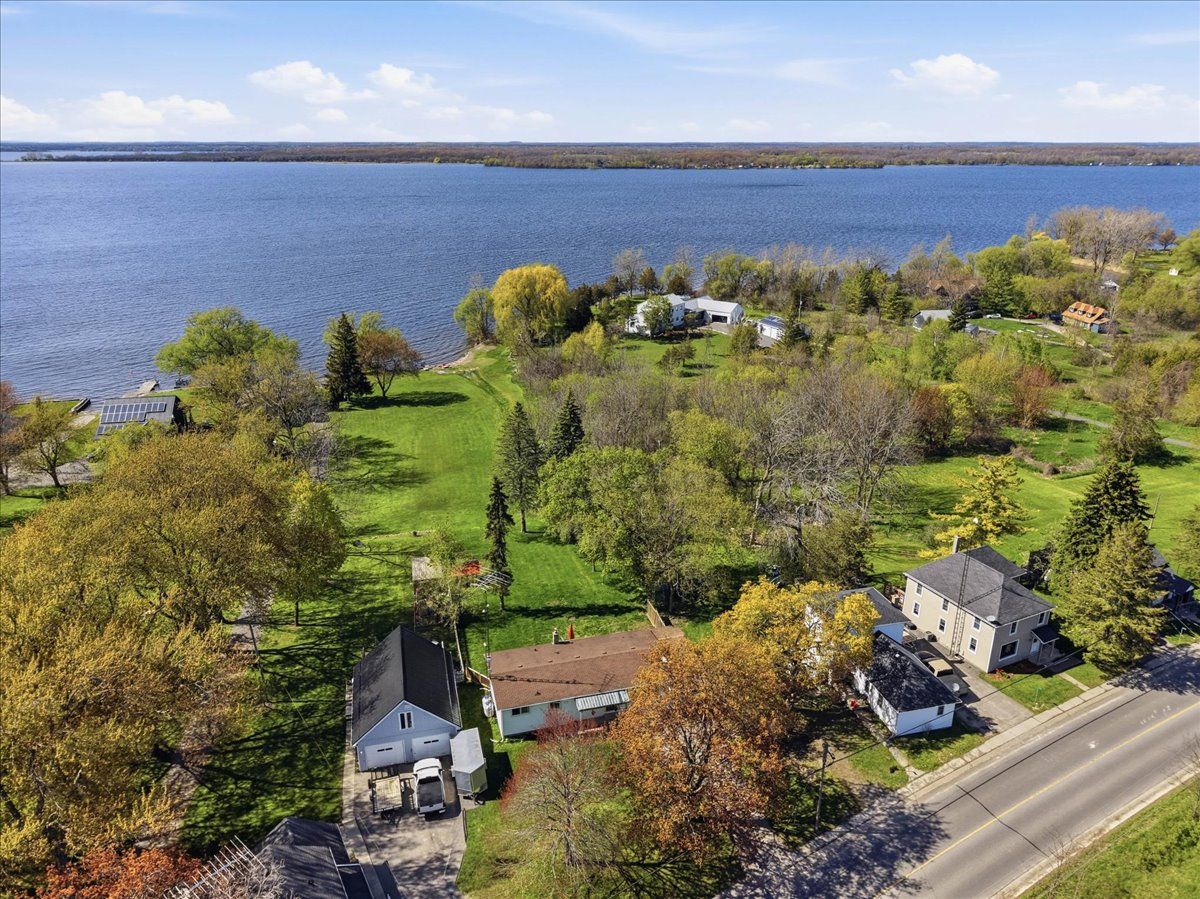 1467 County Rd 15 Road, Prince Edward County, On K0k 1w0