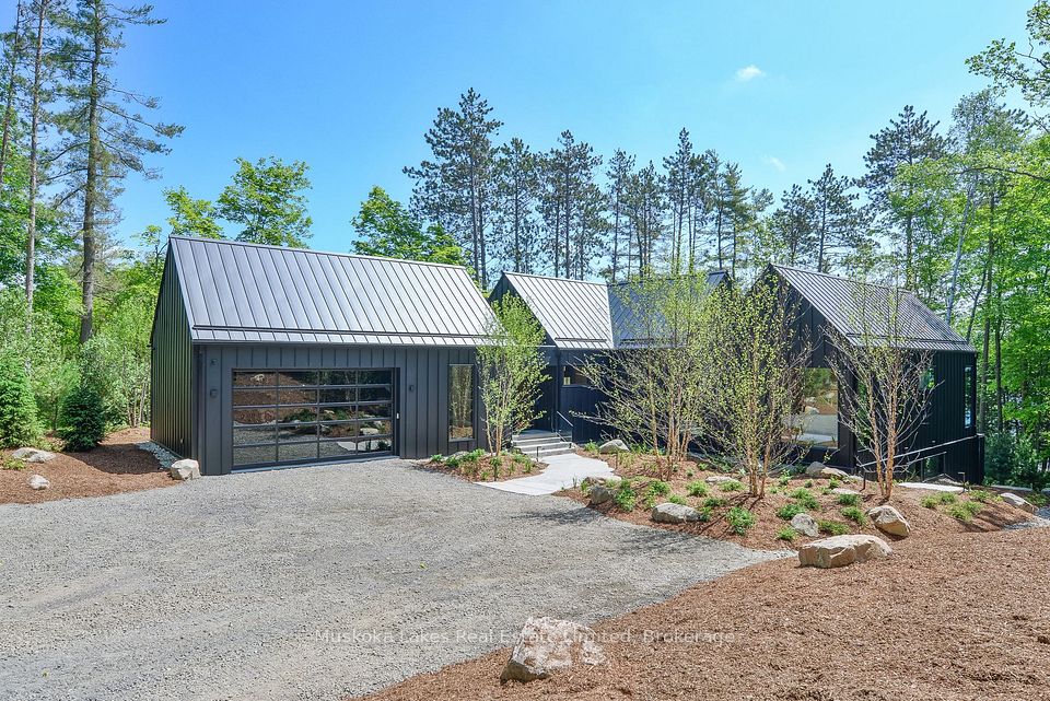 1074 Woodington Road Unit 1, Muskoka Lakes, On P0b 1g0