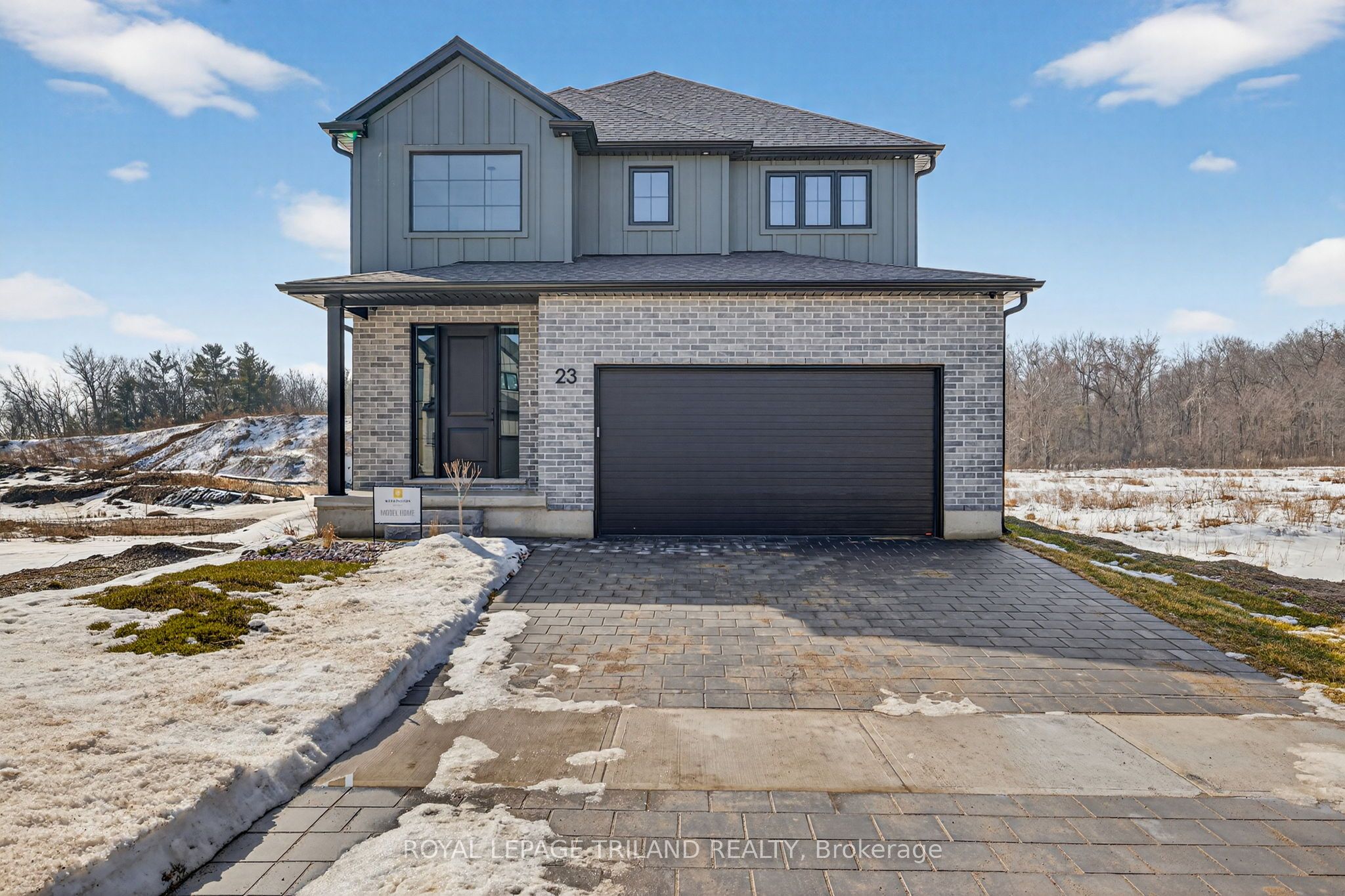 35 Allister Drive, Middlesex Centre, On N0l 1r0