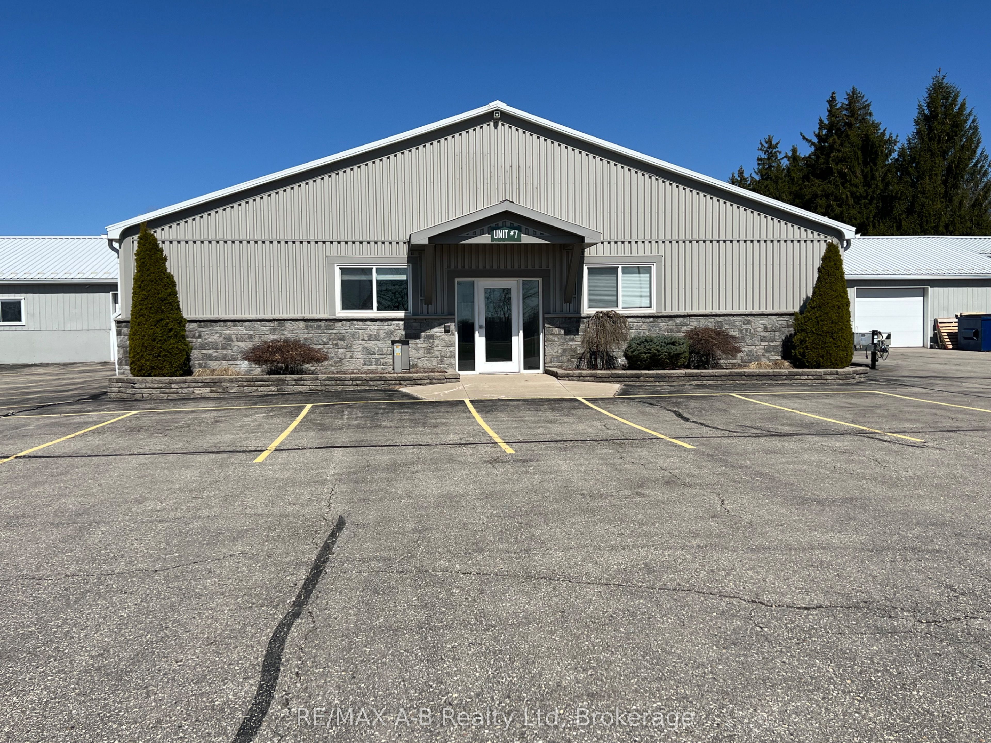 380 Woodstock Street S 7, East Zorra-Tavistock, On N0b 2r0