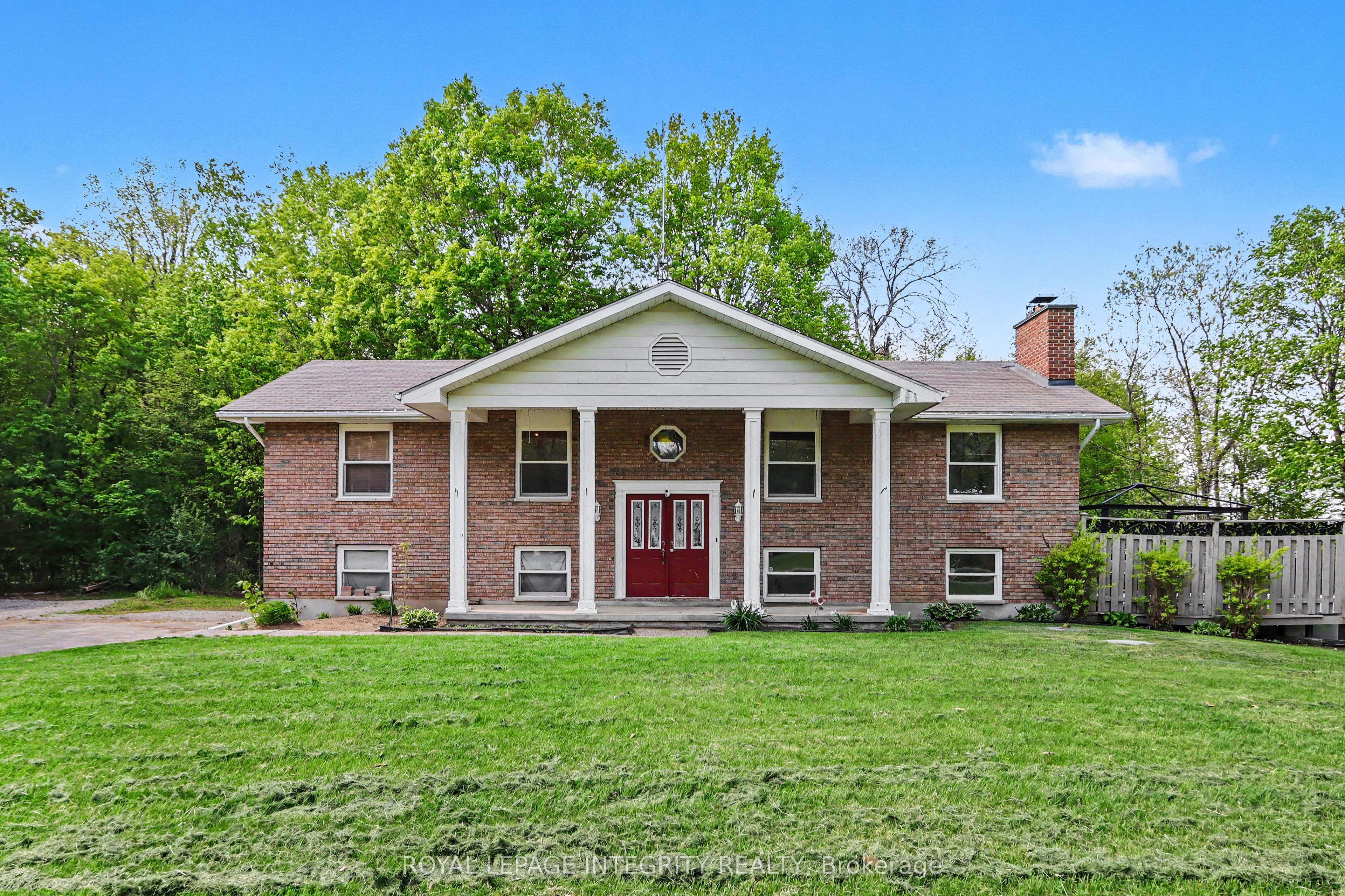 2 Tower Road, Rideau Lakes, On K0g 1l0