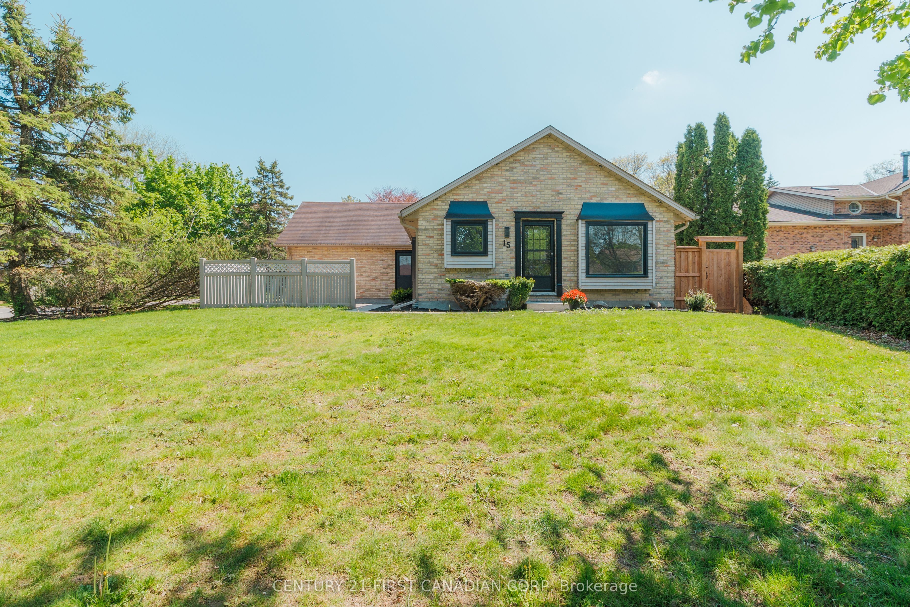 15 Bybrook Court, London North, On N5x 3a5