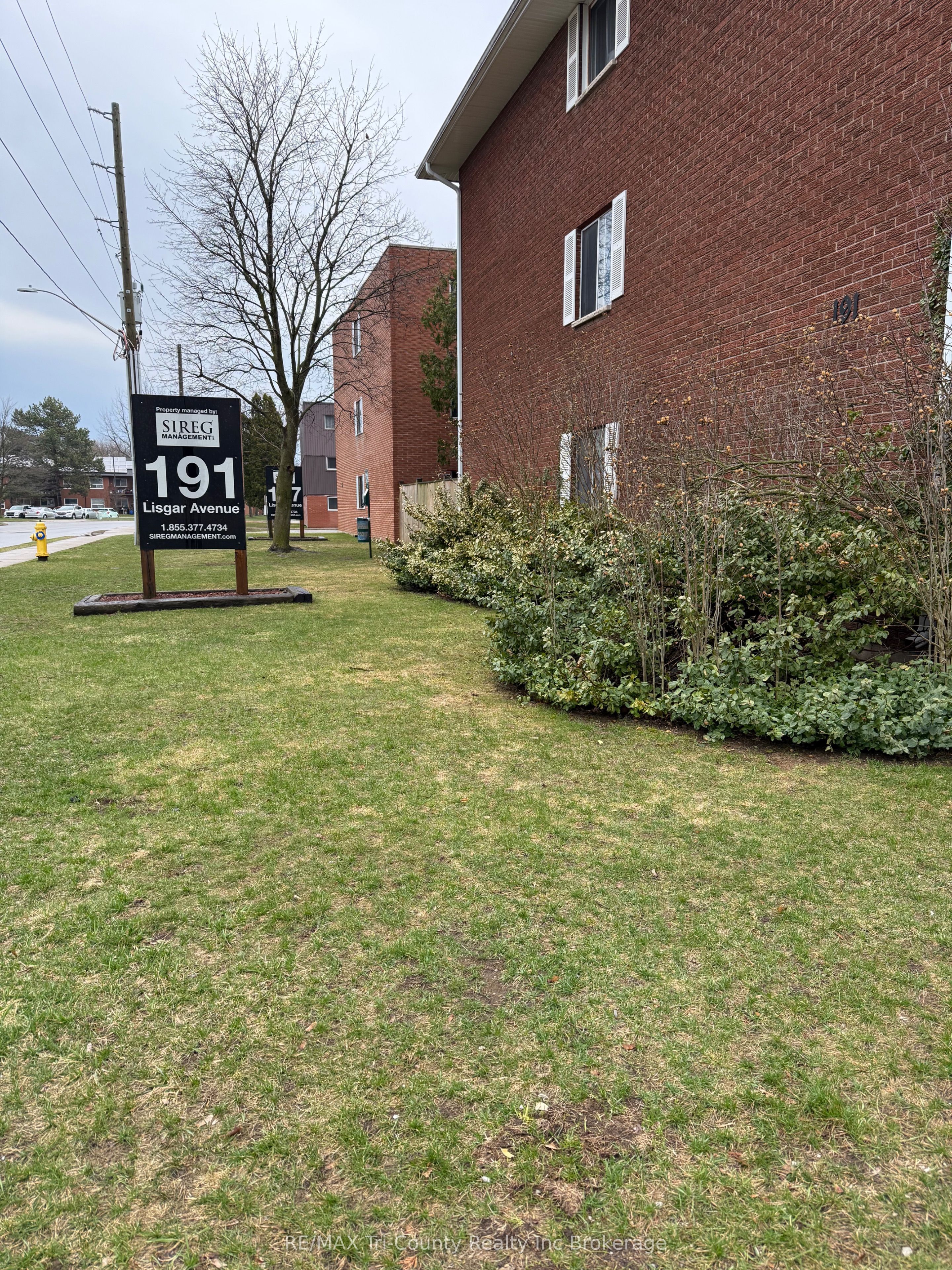 191 Lisgar Avenue 301, Tillsonburg, On N4g 3l5