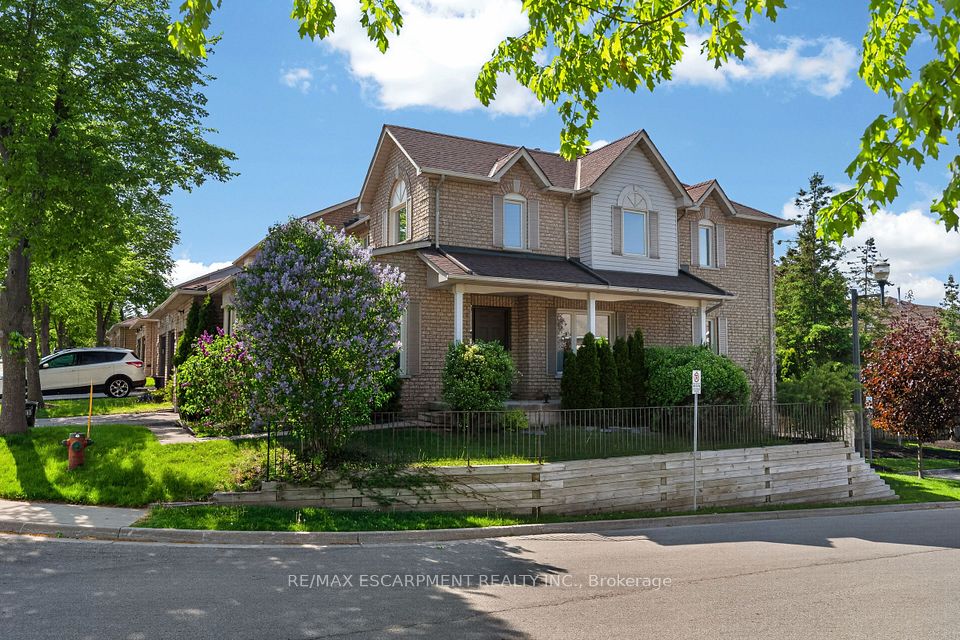 11 Pirie Drive 19, Hamilton, On L9h 6z6