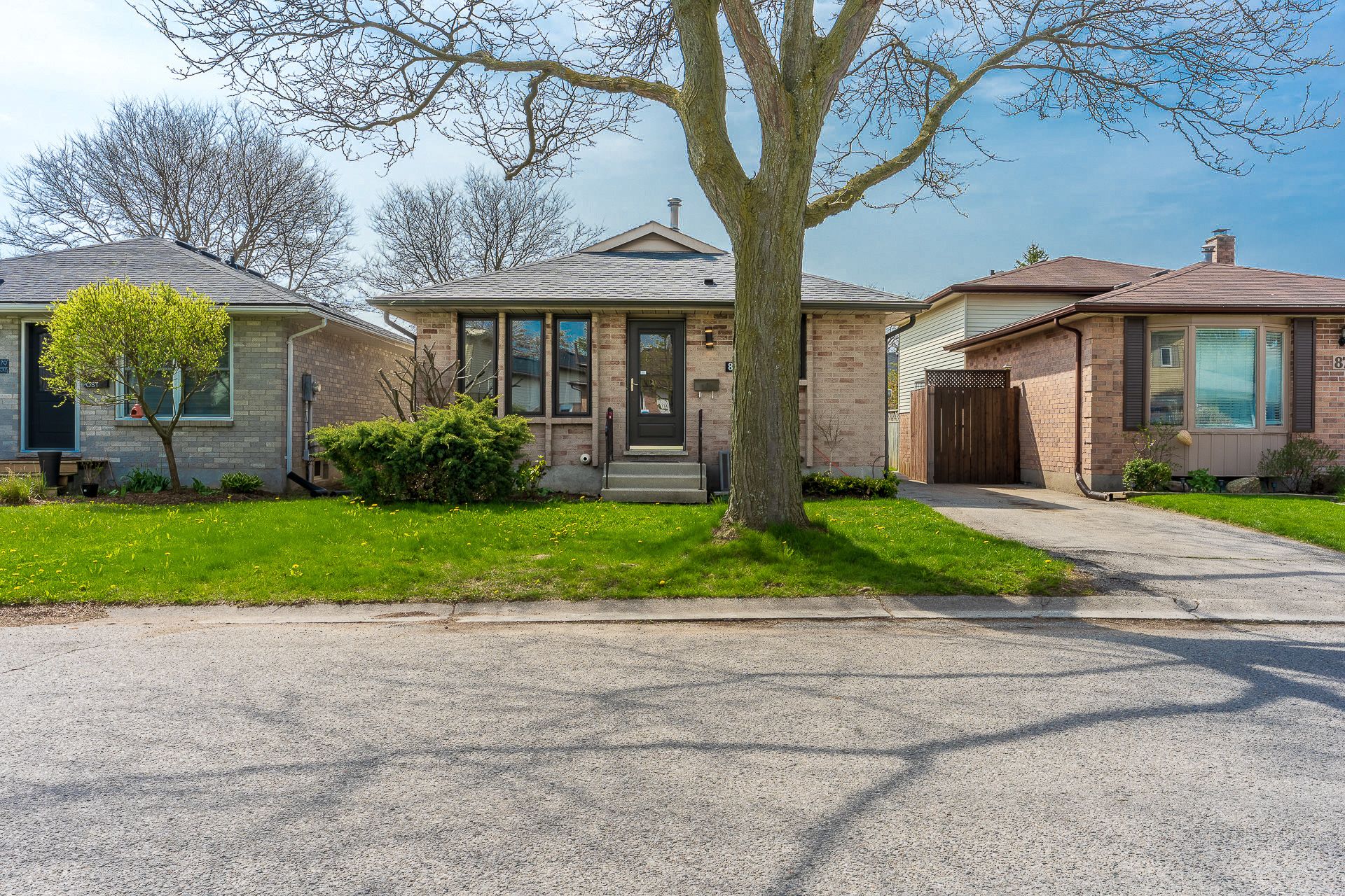 83 Speight Crescent, London East, On N5v 3w7