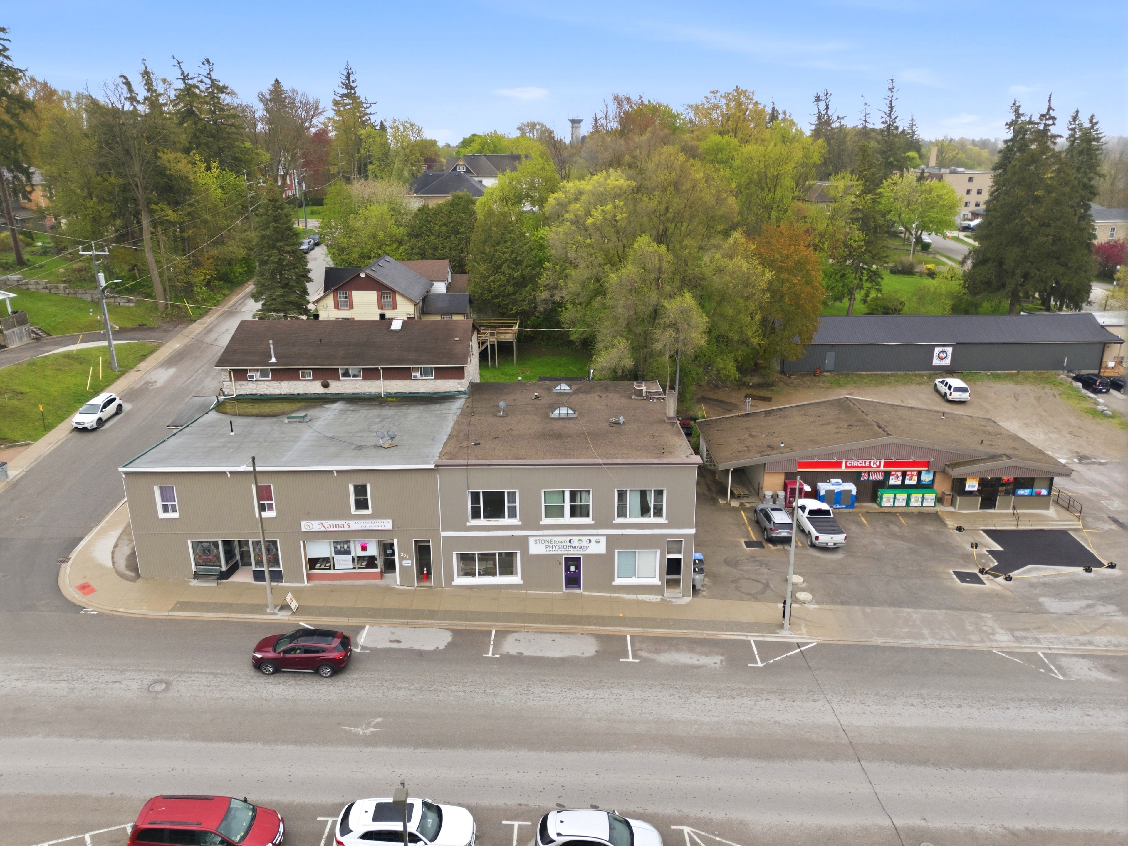 196-198 Queen Street E, St. Marys, On N4x 1b1