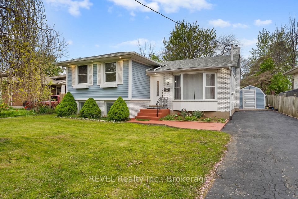 7 Rendale Avenue, St. Catharines, On L2m 6e9