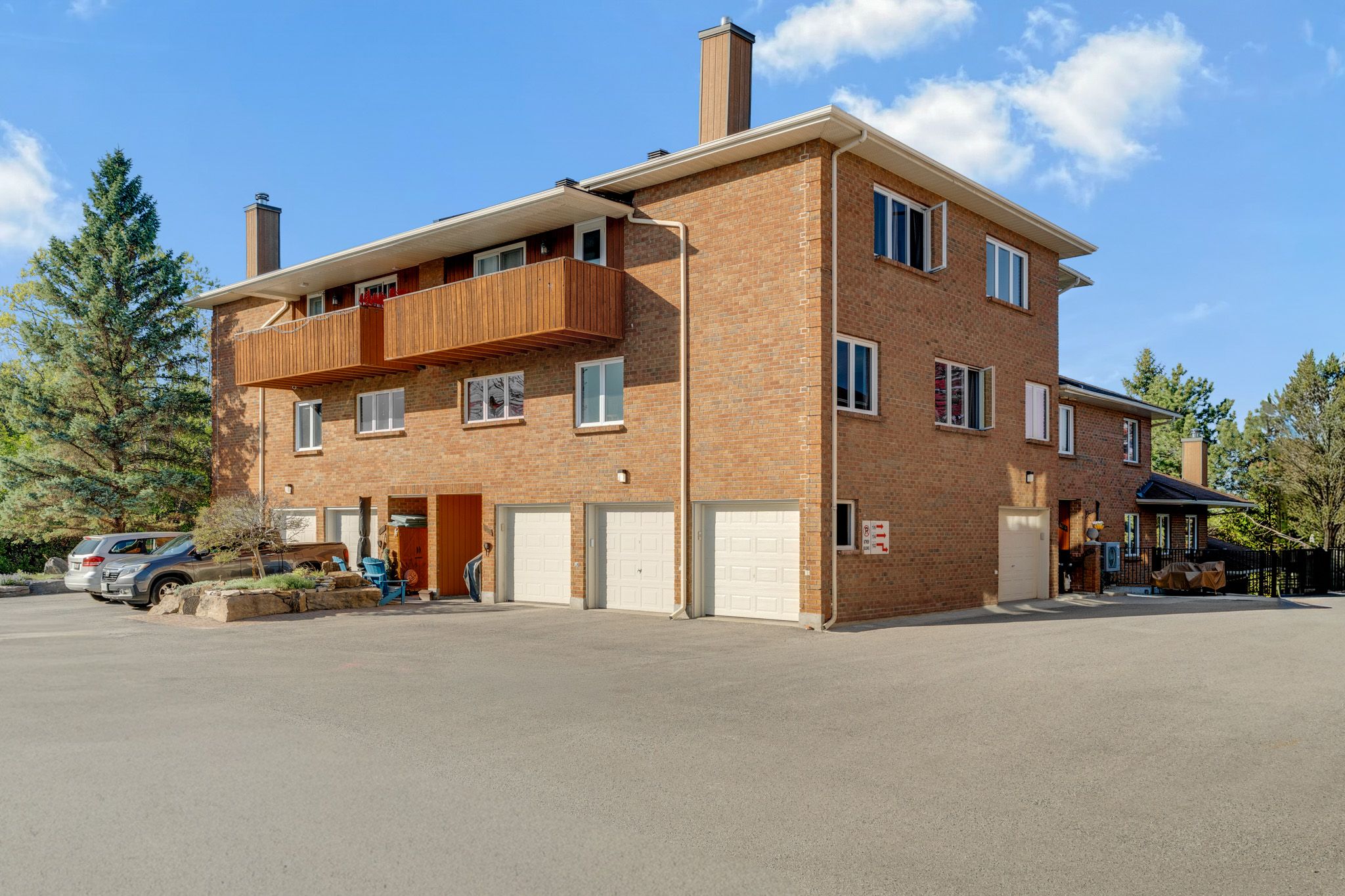 106 Stratas Court N, Kanata, On K2l 3k4
