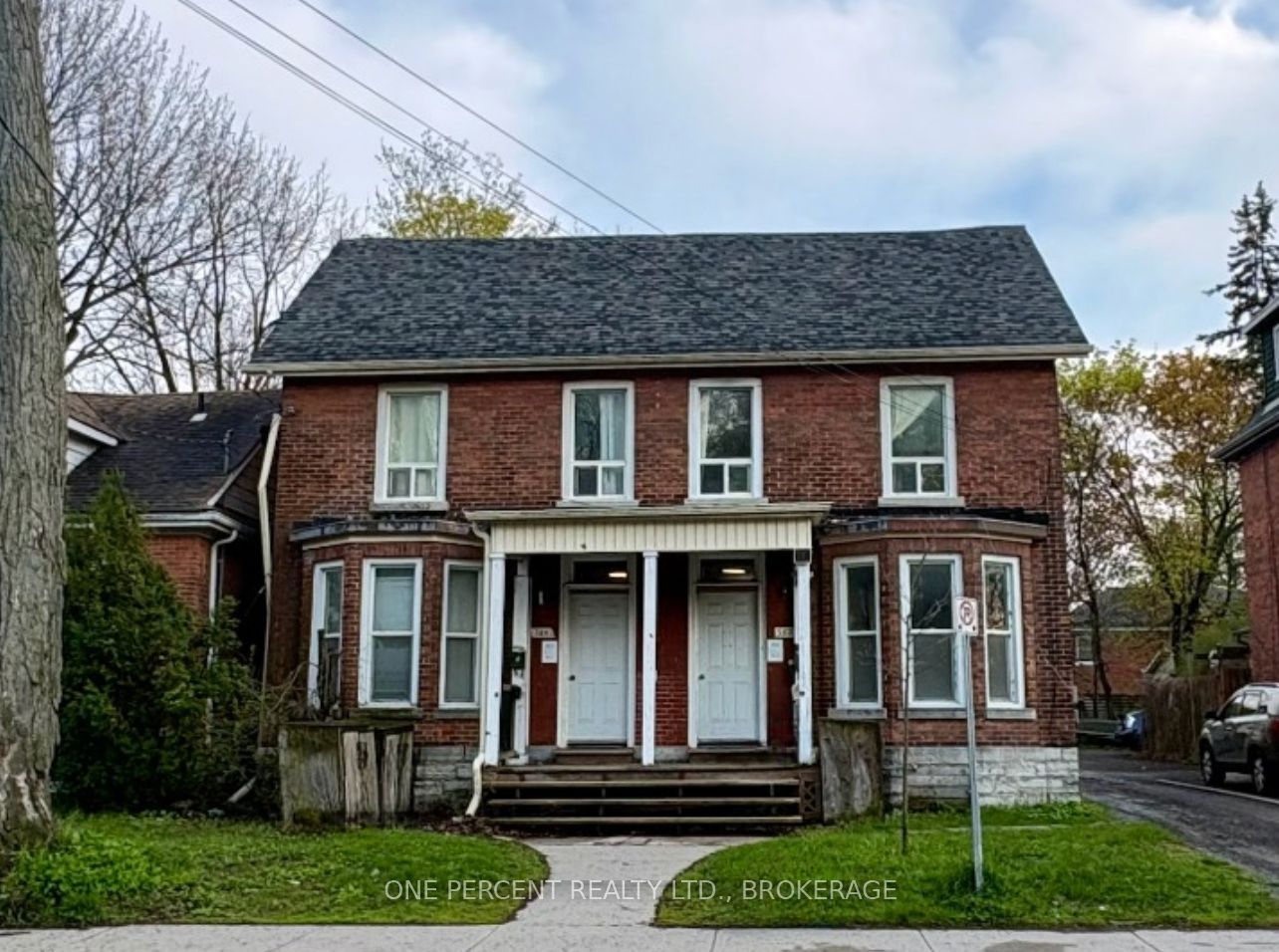 382 Earl Street 3, Kingston, On K7l 2j5