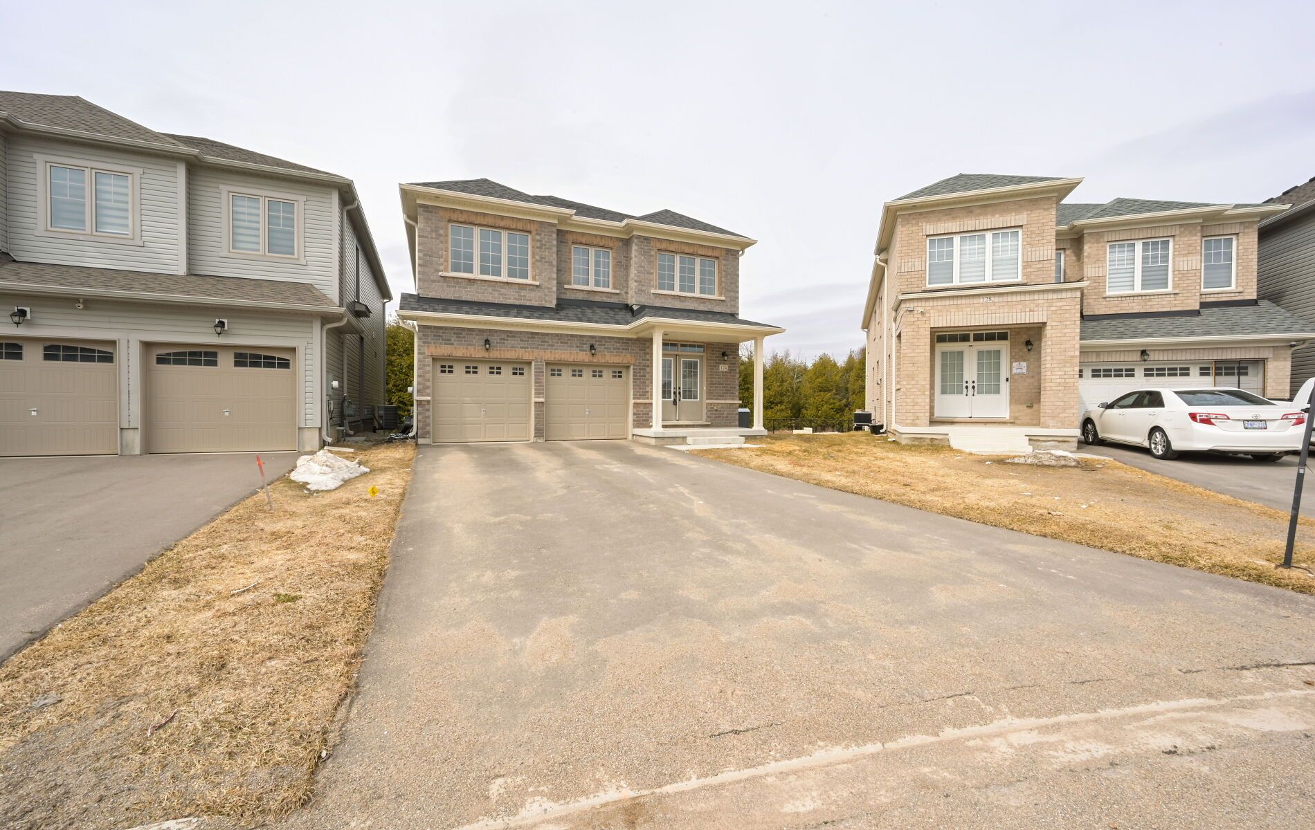 124 Limestone Lane, Shelburne, On L9v 3y4