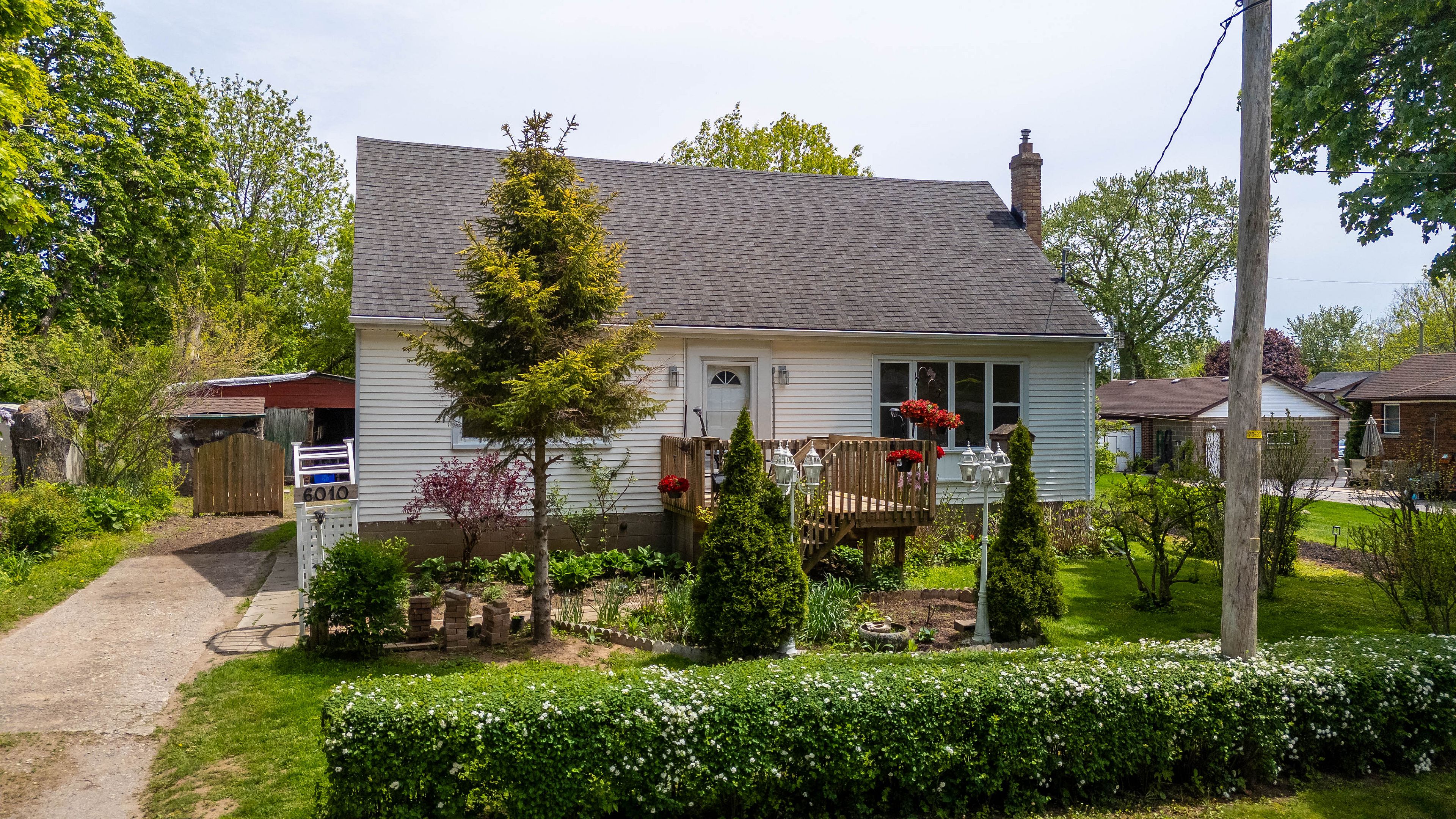 6010 Carlton Avenue, Niagara Falls, On L2g 5j5