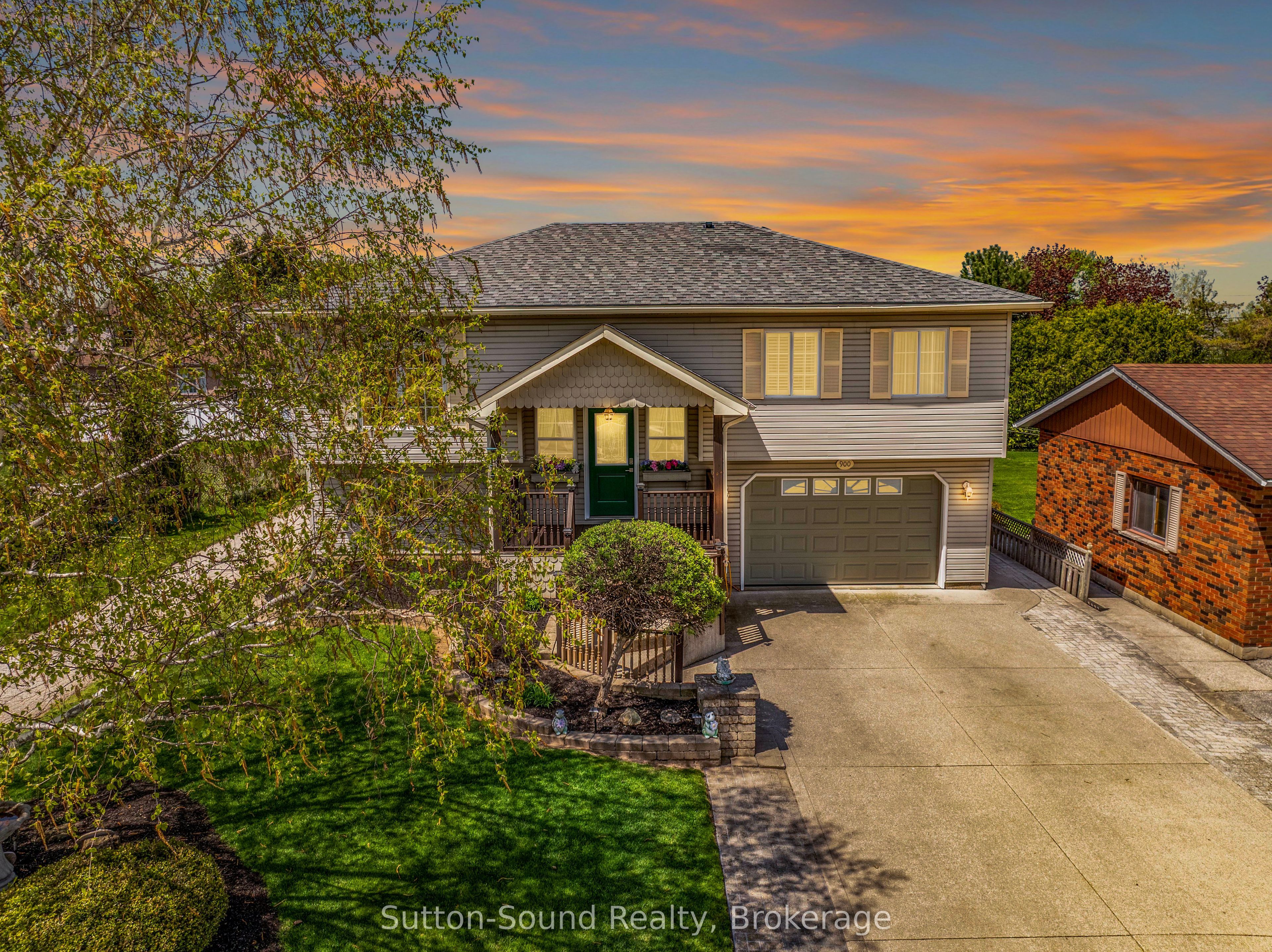 900 10th Avenue E, Owen Sound, On N4k 3h7