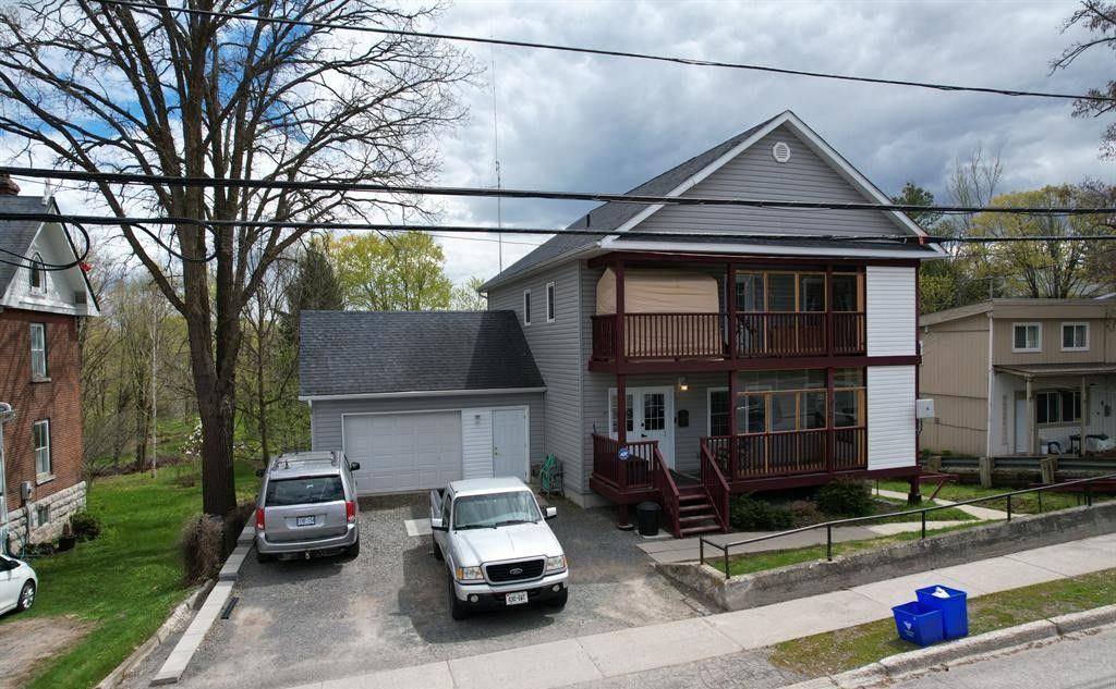 103 St Lawrence Street W, Madoc, On K0k 2k0
