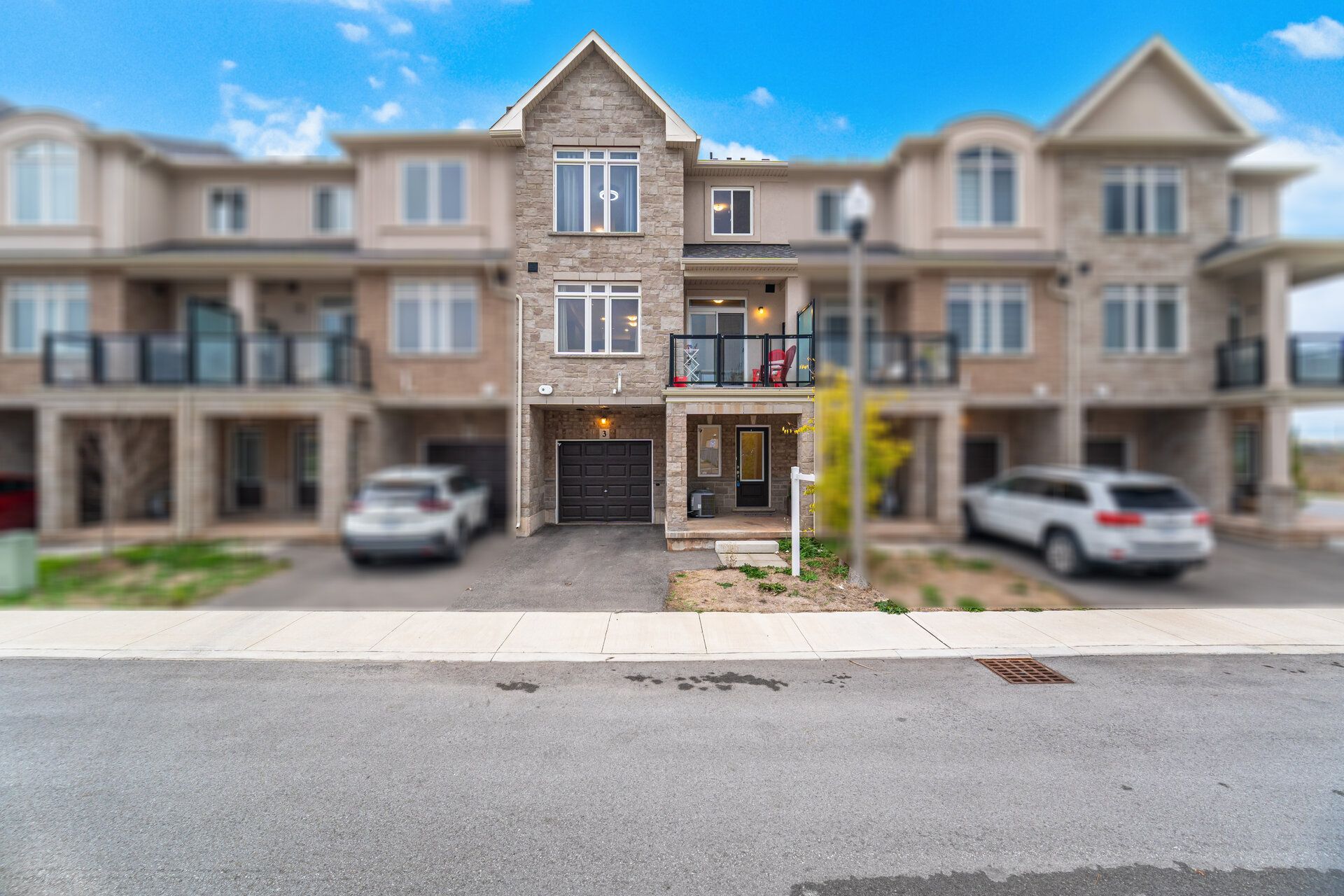 40 Zinfandel Drive 3, Hamilton, On L8e 0l1