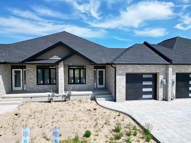 447 Ivings Drive, Saugeen Shores, On N0h 2c1