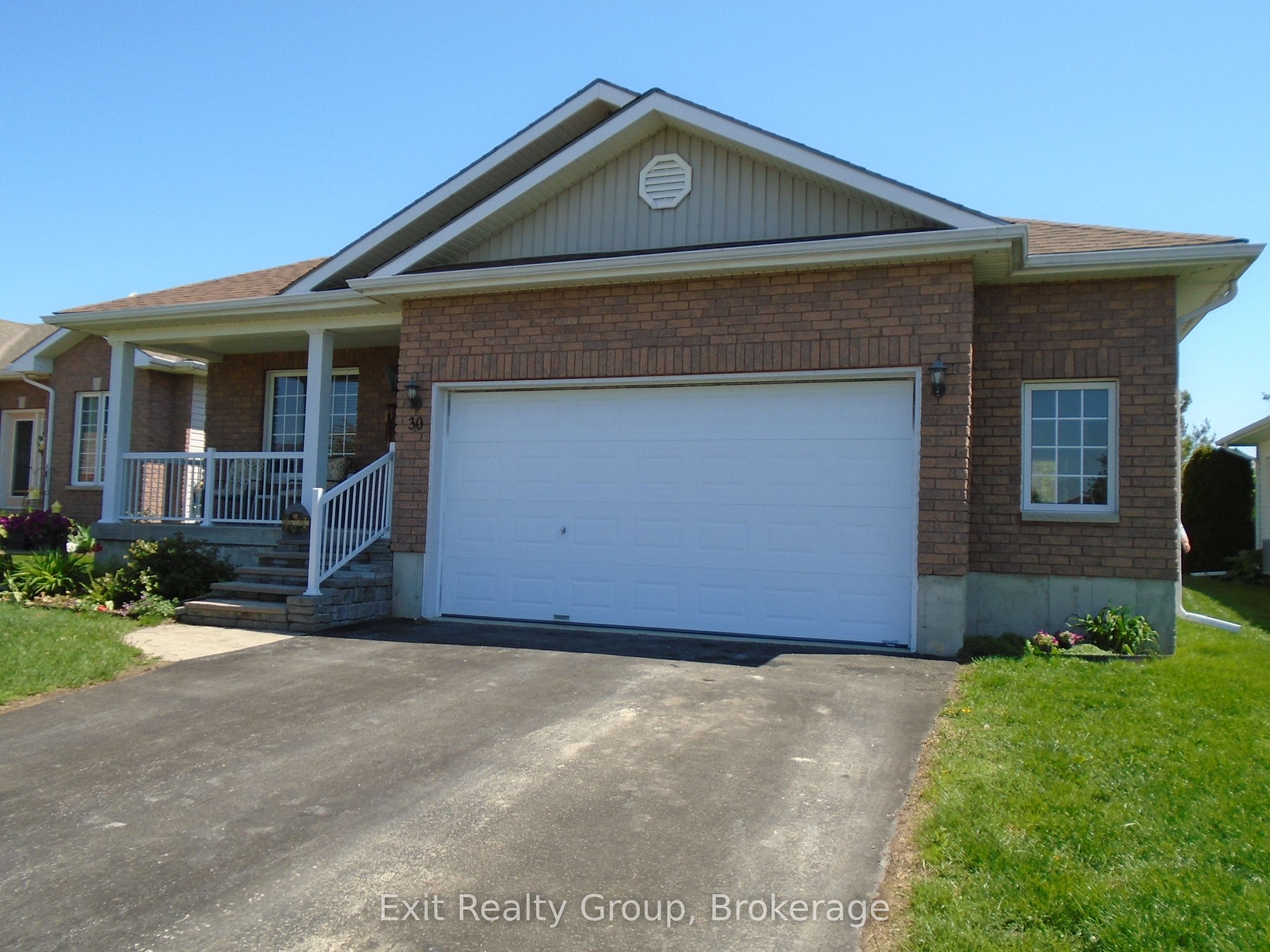 30 Aletha Drive, Prince Edward County, On K0k 3l0