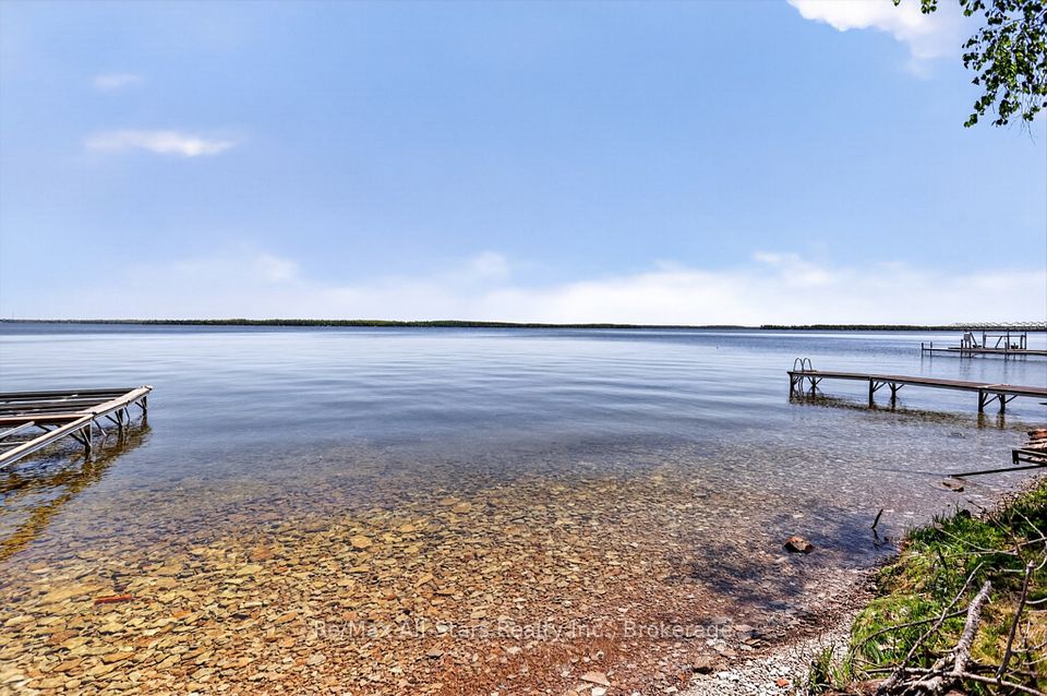 26 Lake Street, Kawartha Lakes, On K0m 1k0