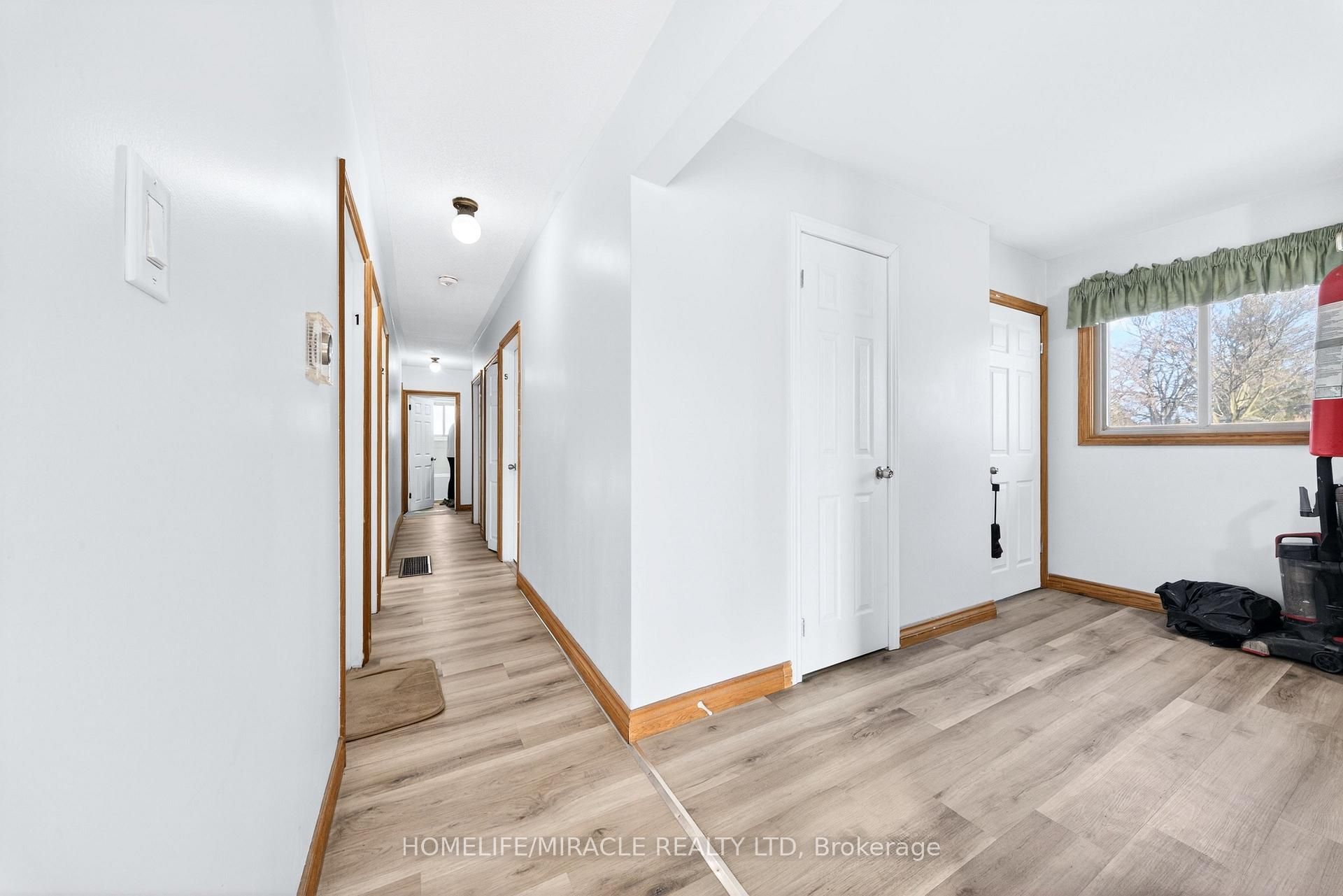 100 West 3rd Street, Hamilton, On L9c 3k5