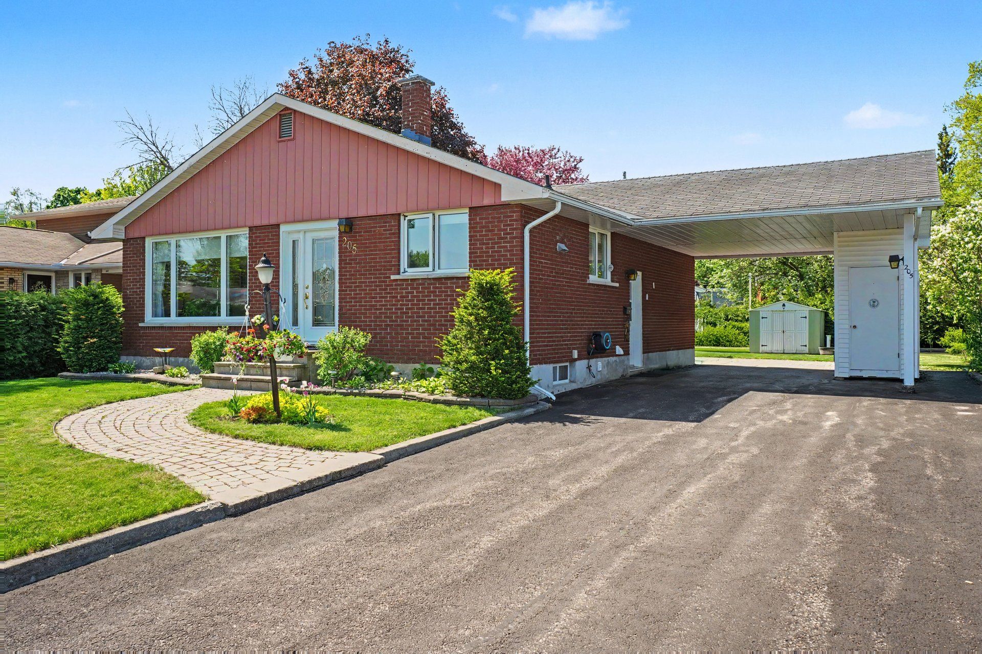 205 Airth Boulevard W, Renfrew, On K7v 2j7