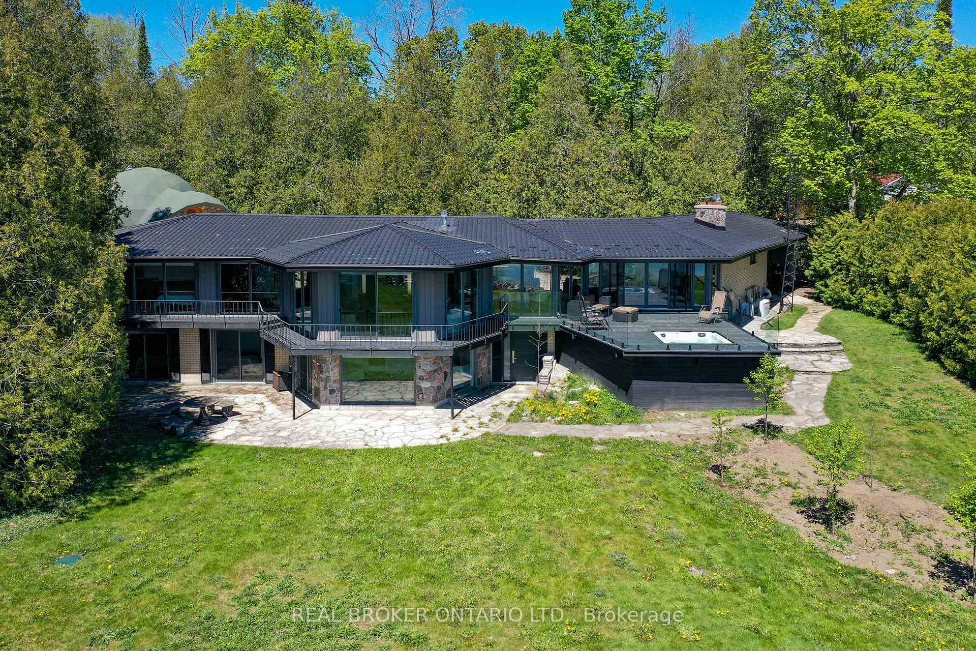 285 Balmy Beach Road, Georgian Bluffs, On N4k 5n4