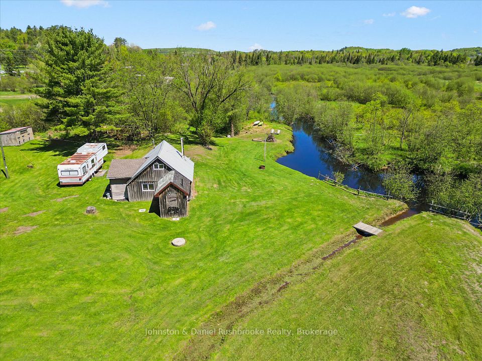 68 Rowanwood Road, Huntsville, On P0b 1m0