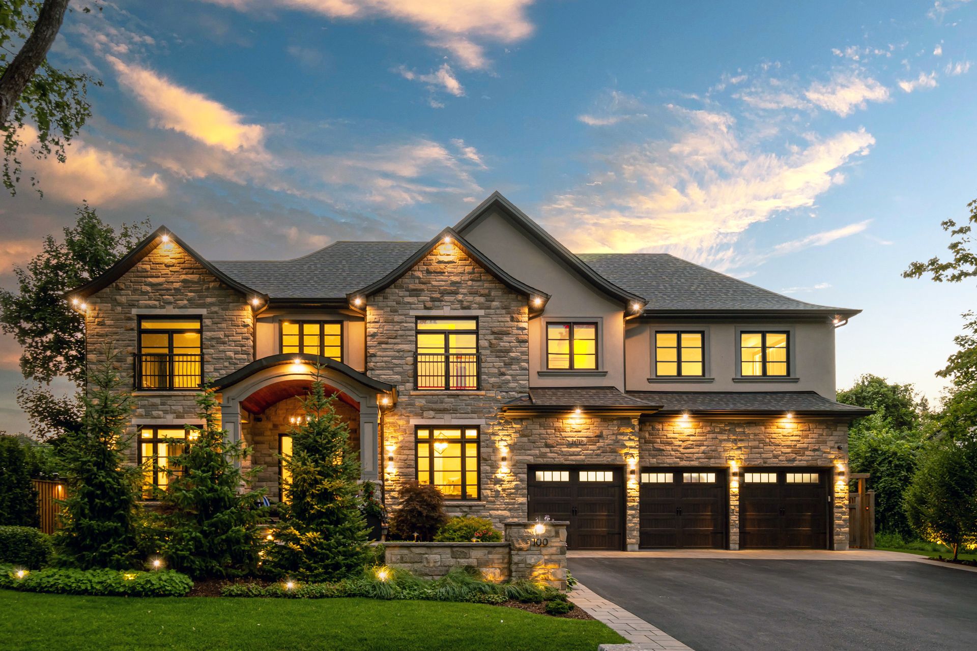 100 Seneca Drive, Hamilton, On L9g 3b8