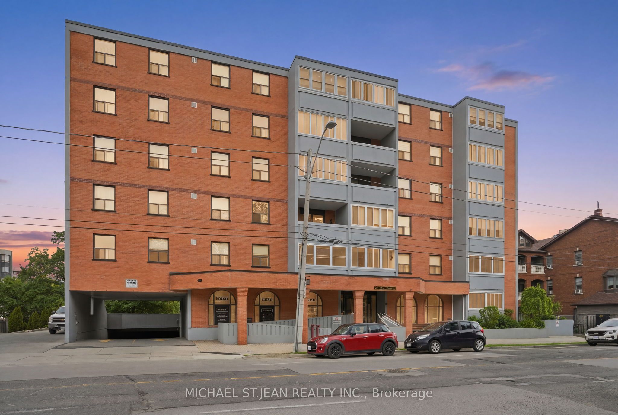 23 Main Street 404, Hamilton, On L9h 2p7