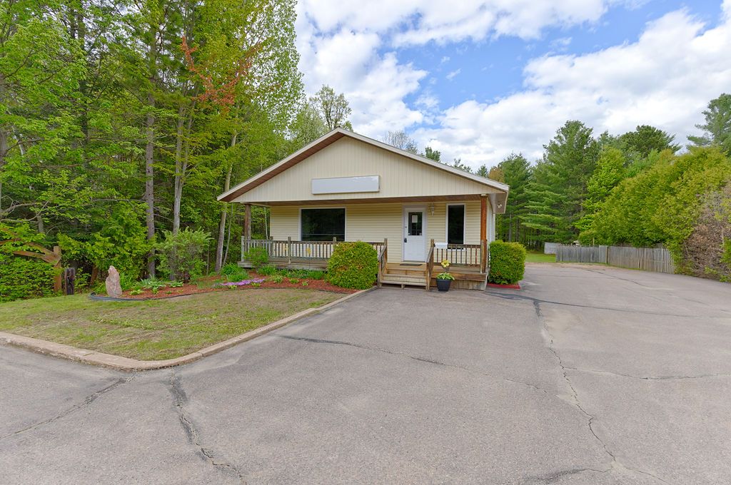 2889 Petawawa Boulevard, Petawawa, On K8h 1y1