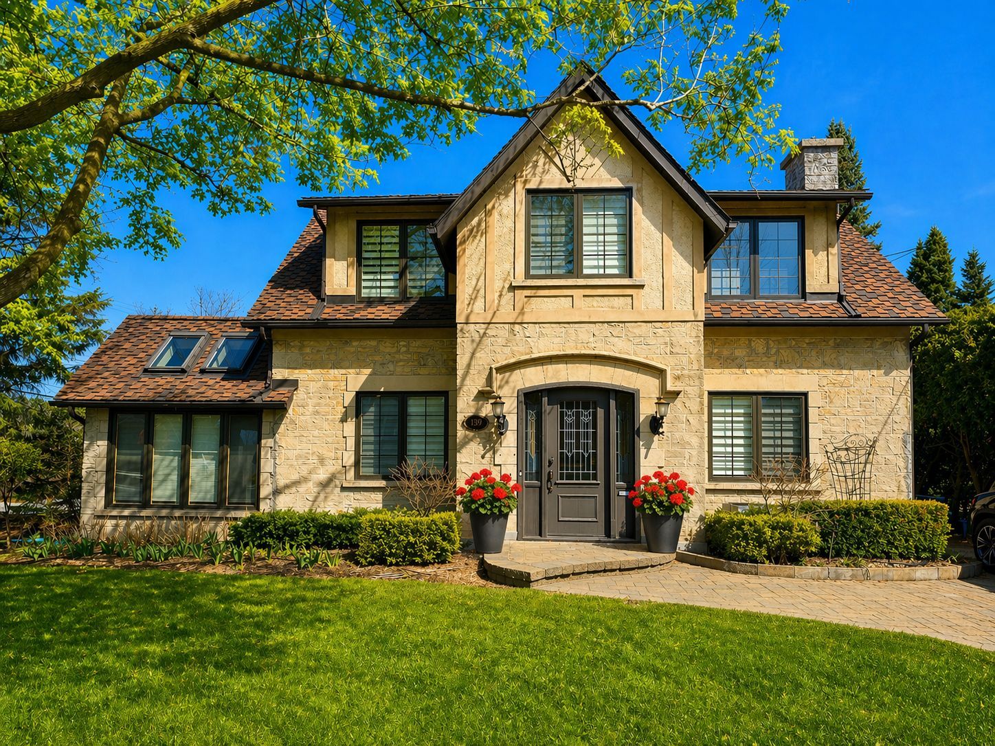 139 Pleasant Park Road, Alta Vista And Area, On K1h 5m4