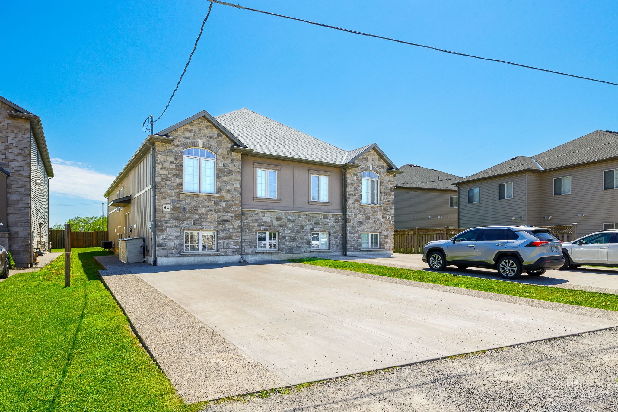 44 Cleveland Street, Thorold, On L2v 3k4