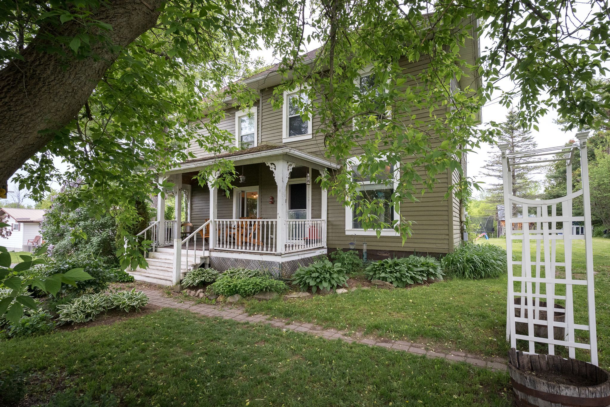 122 Seymour Street W, Centre Hastings, On K0k 2k0