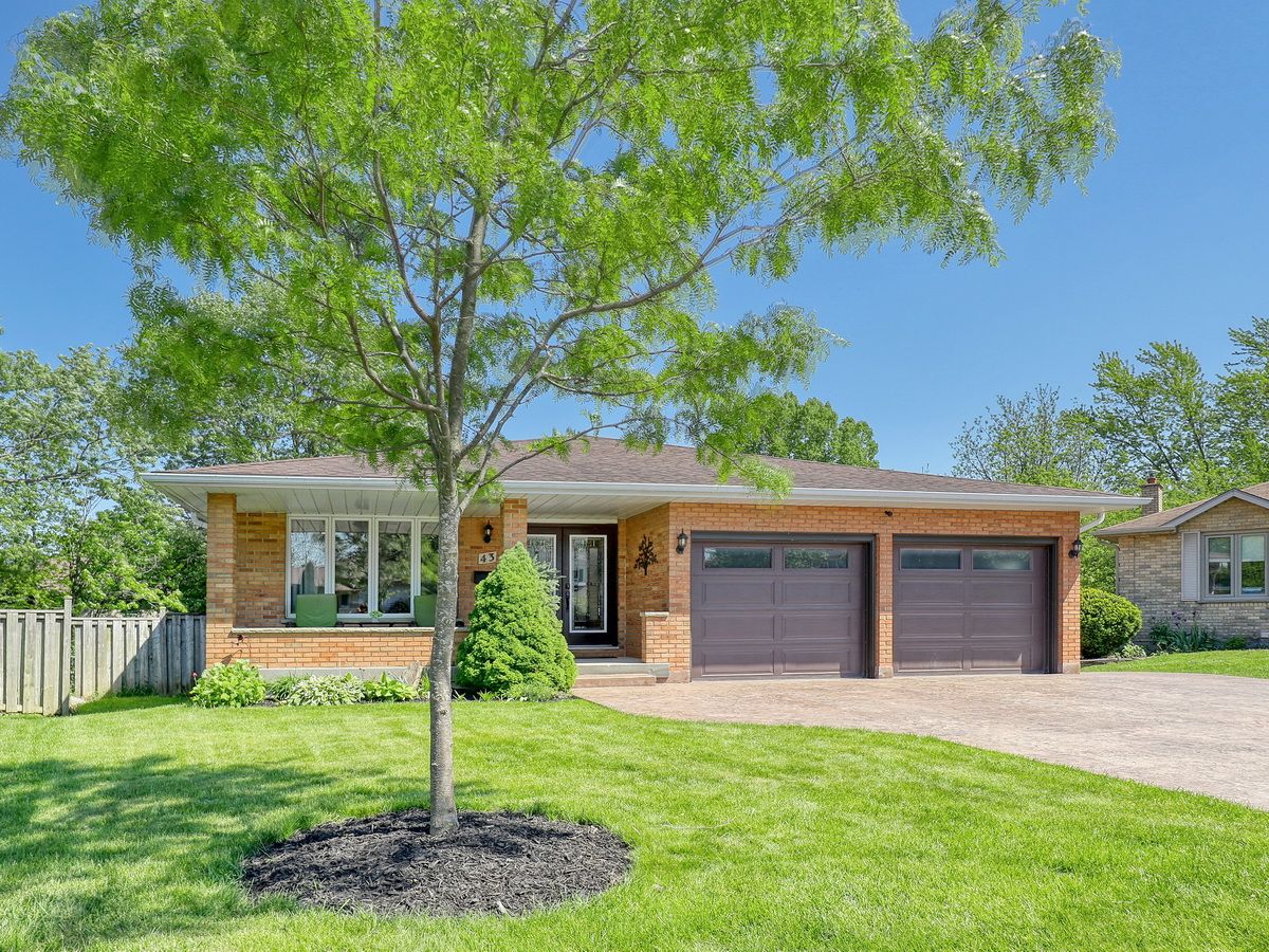 43 Lynngate Grove, London South, On N6k 3s7
