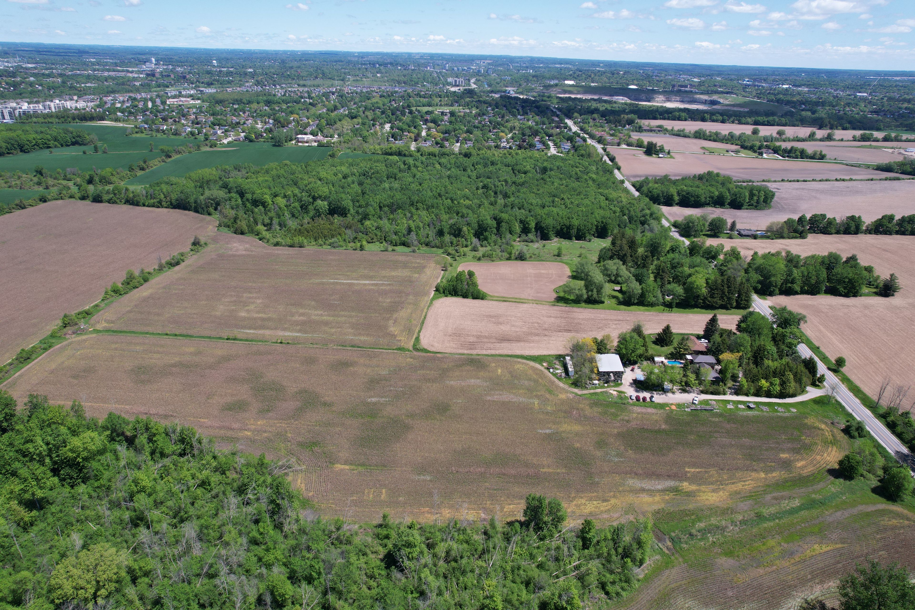 7096 Fife Road, Guelph/Eramosa, On N1h 6j4