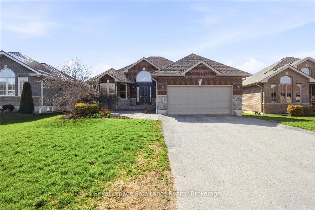 108 Parkview Heights, Quinte West, On K8v 0a3