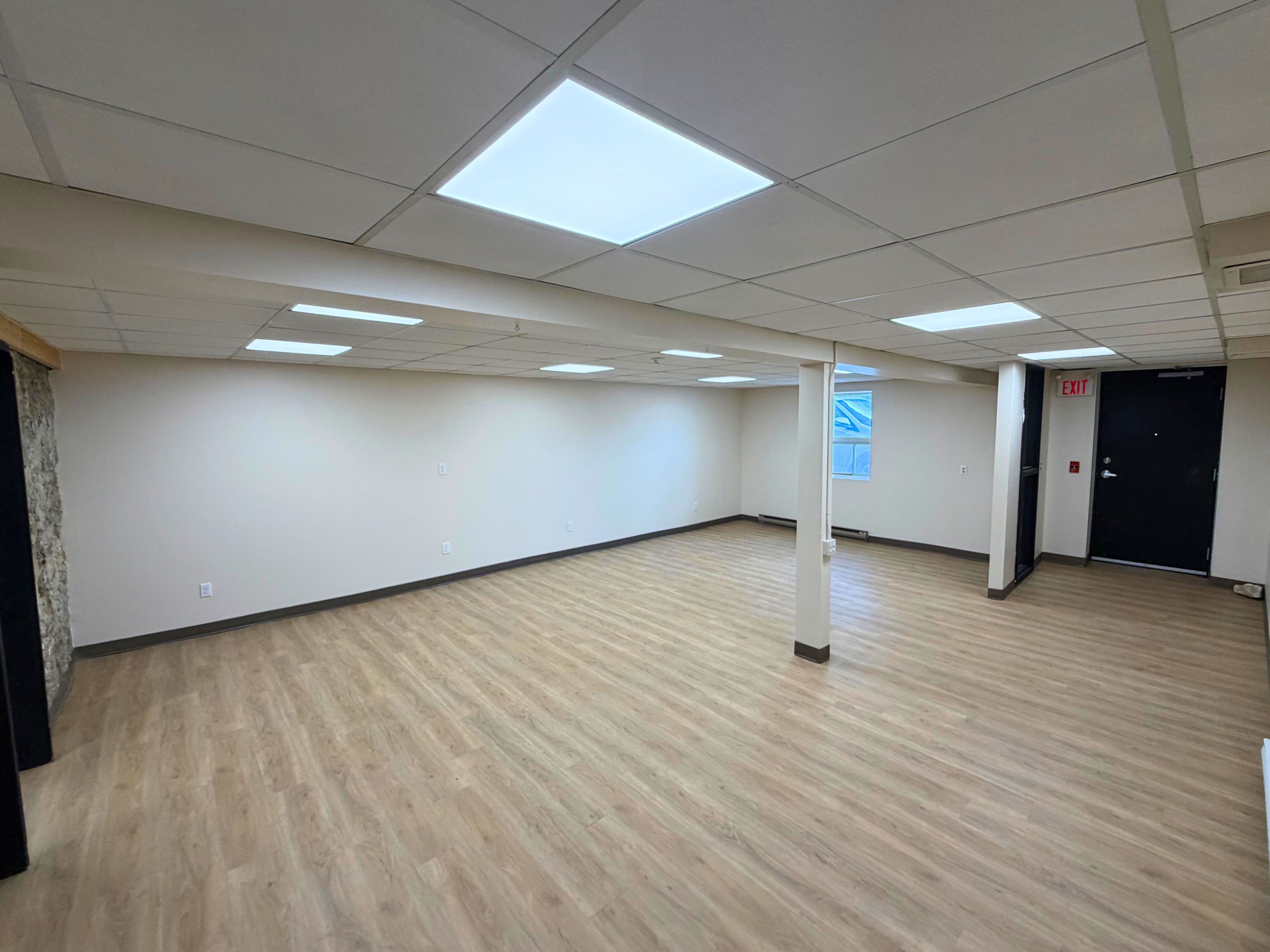 21 Surrey Street W 108 (Office 9), Guelph, On N1h 3r3