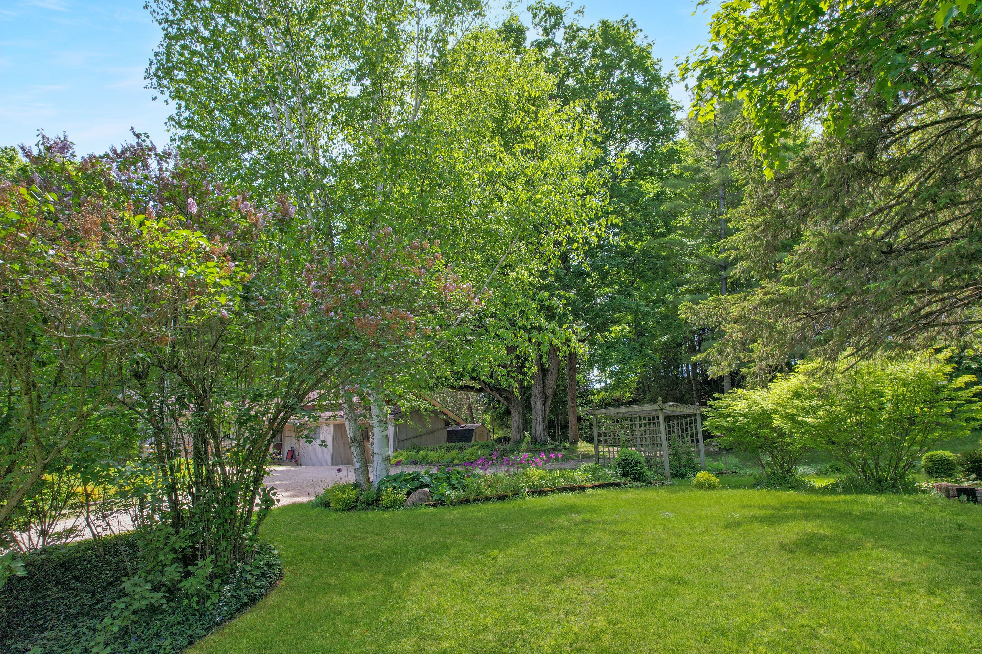 448 Lake Rosalind Road 4, Brockton, On N4n 3b9