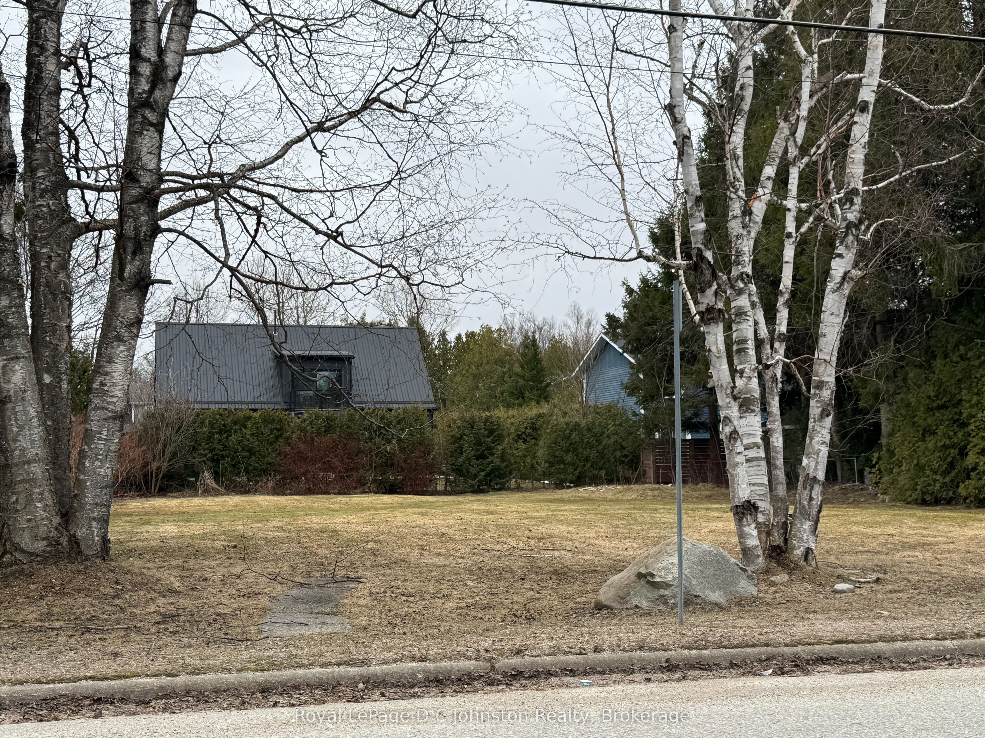 160 Huron Street S, Saugeen Shores, On N0h 2l0