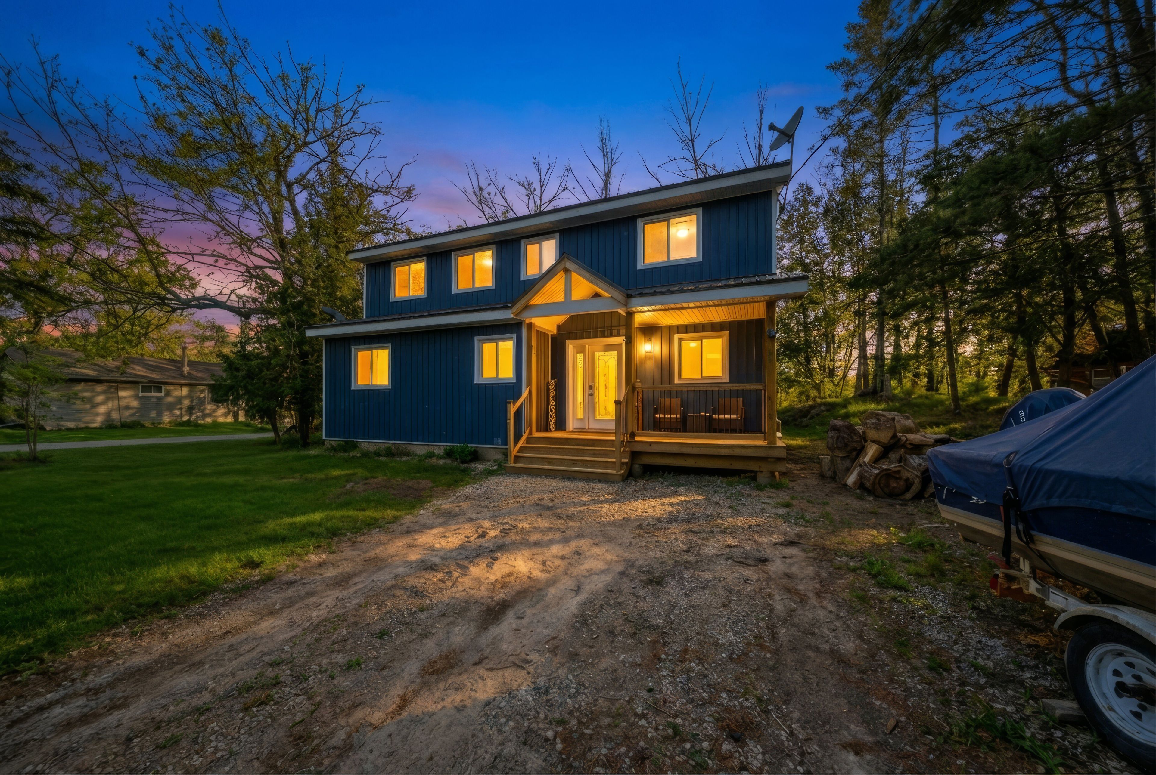 135 Camp Lane, Tweed, On K0k 3j0