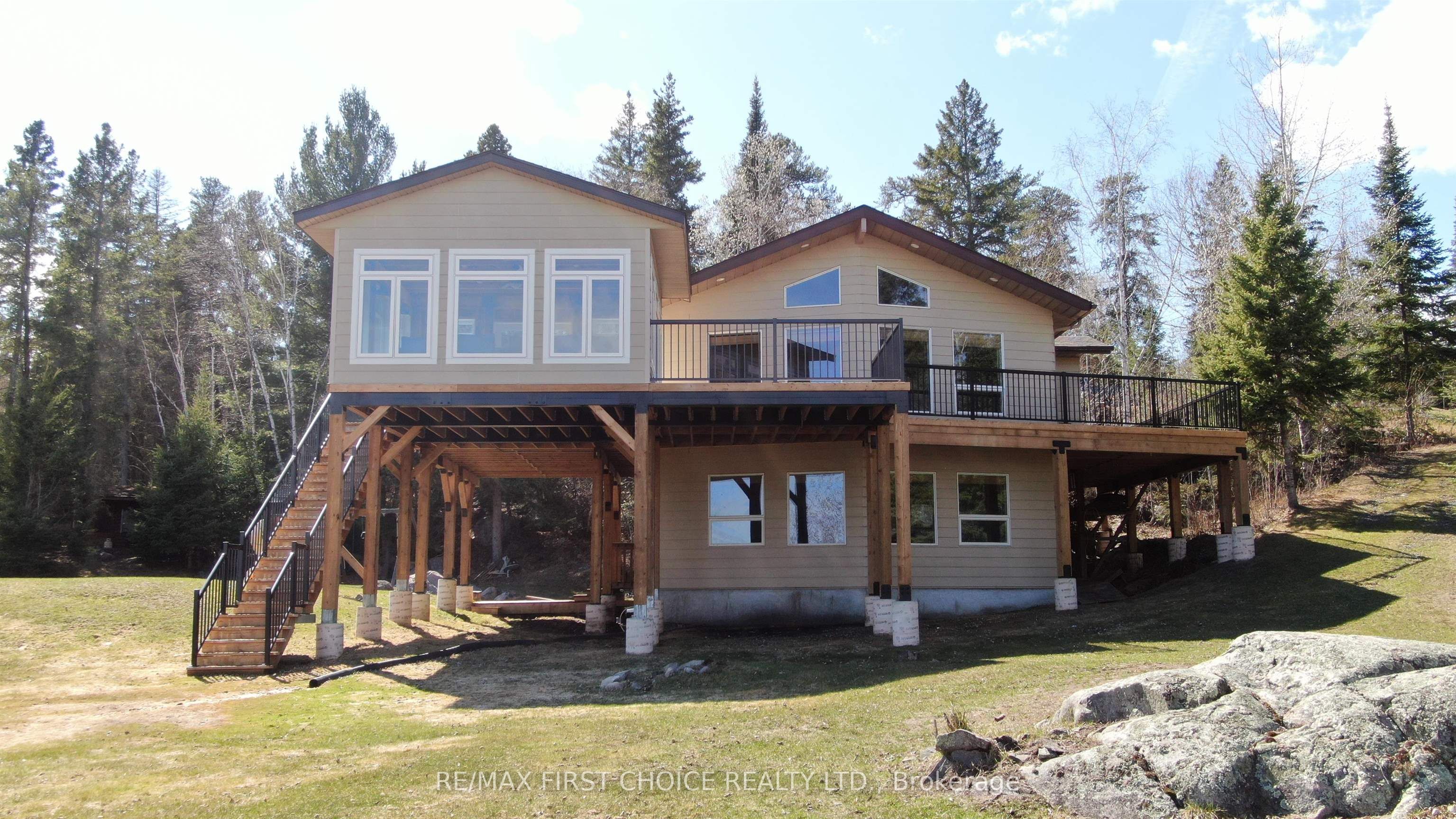 220d Phantom Drive, Kenora, On P0x 1c0