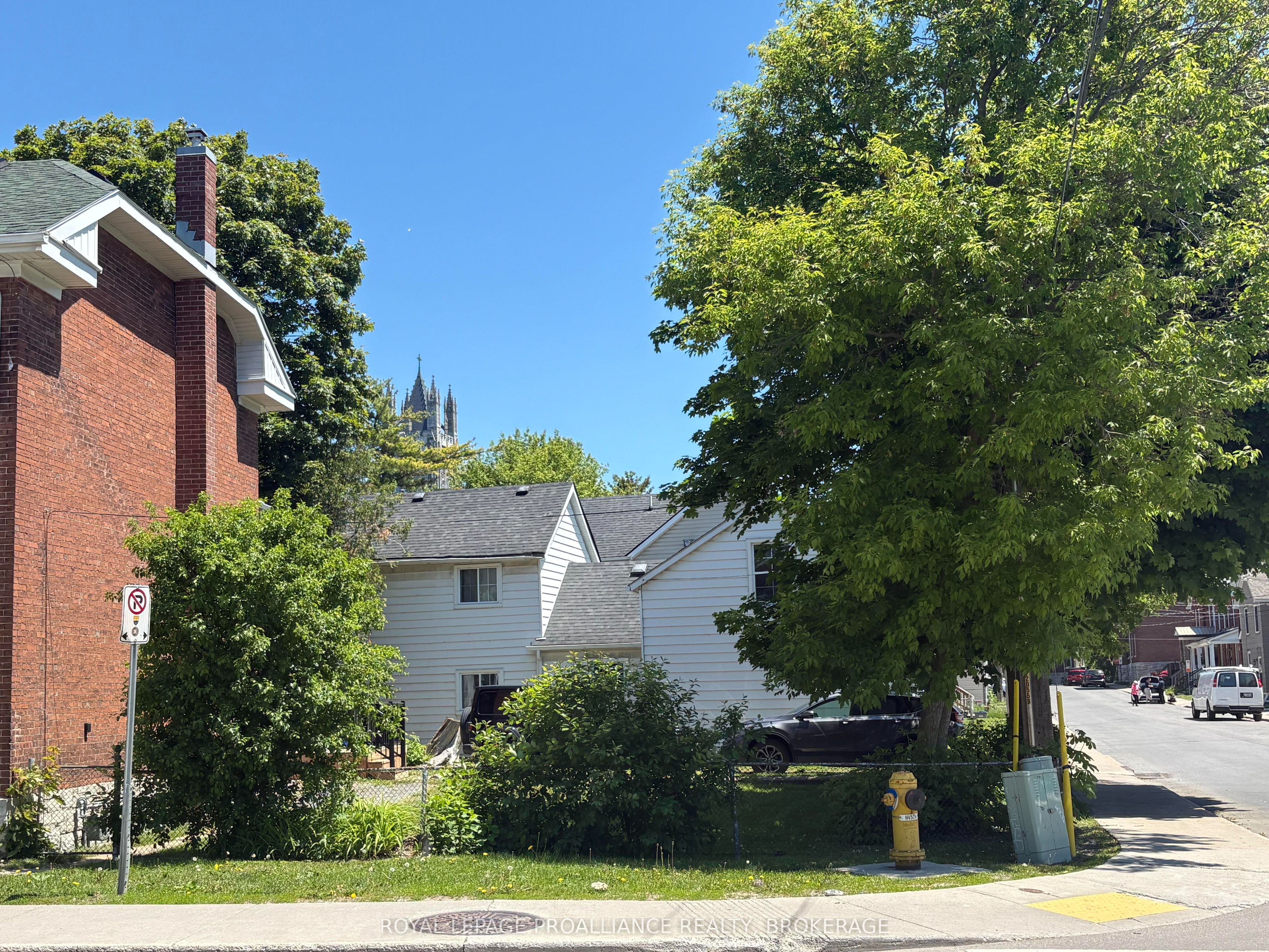 91 Division Street, Kingston, On K7l 3m2